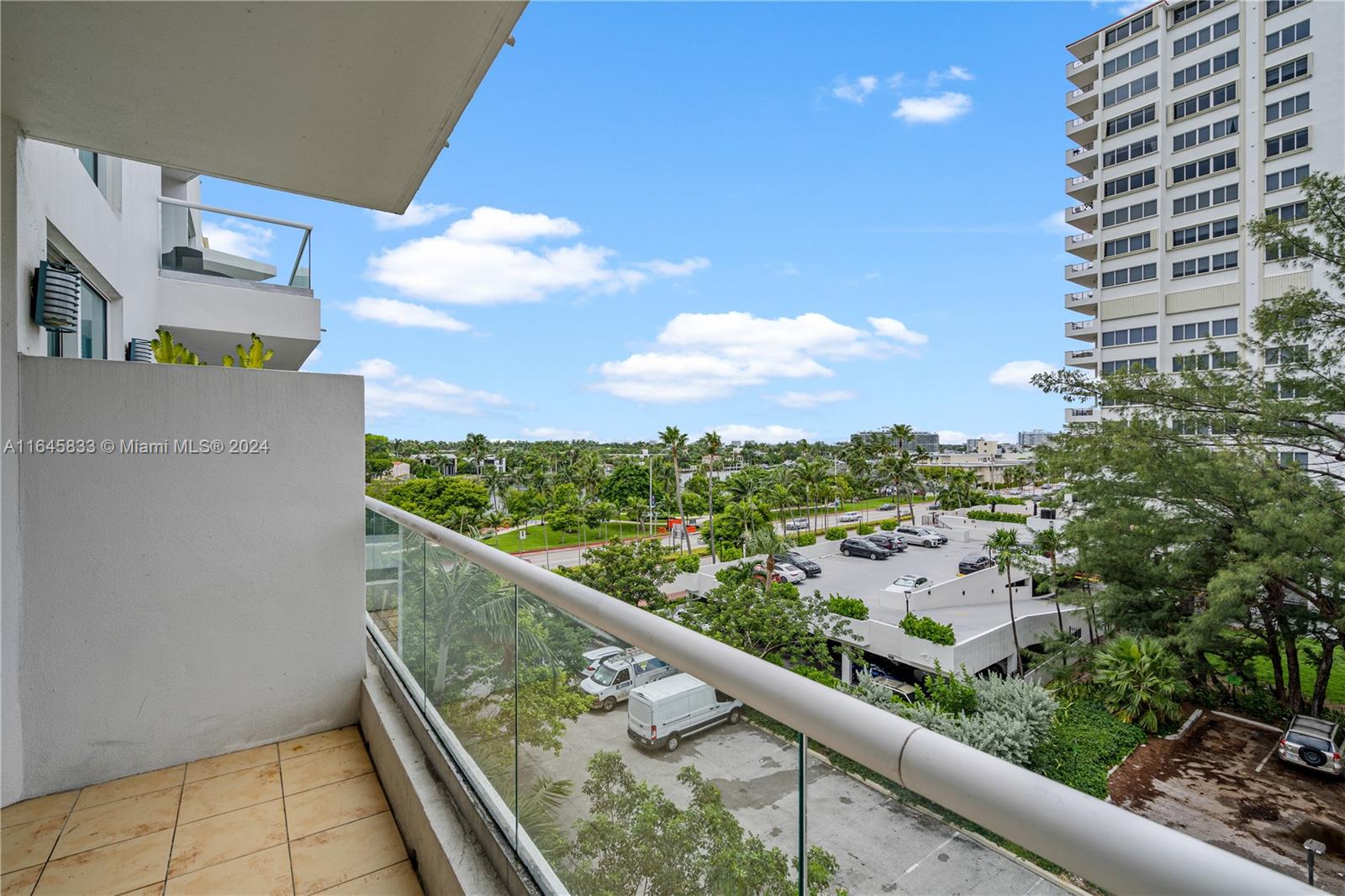 6362 Collins Ave # 503