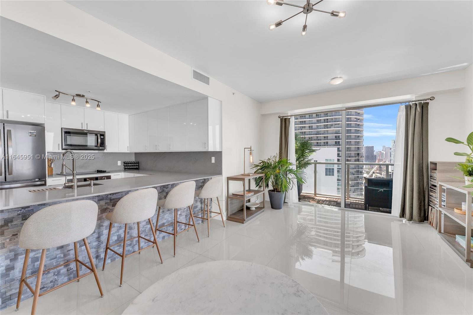 1900 N Bayshore Dr # 3611
