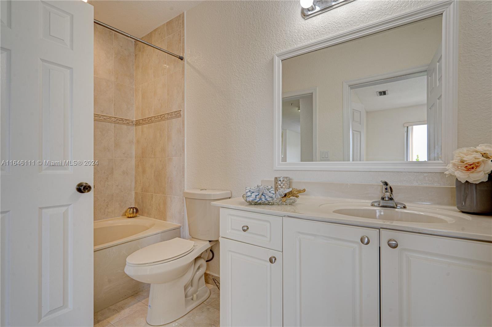 21130 SW 87th Ave # 303