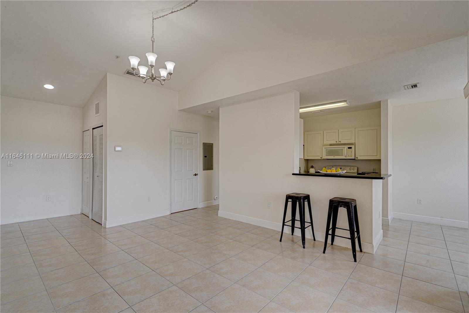 21130 SW 87th Ave # 303