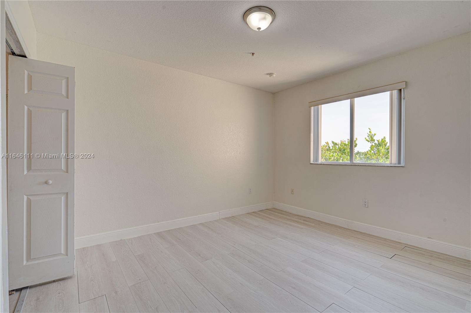 21130 SW 87th Ave # 303