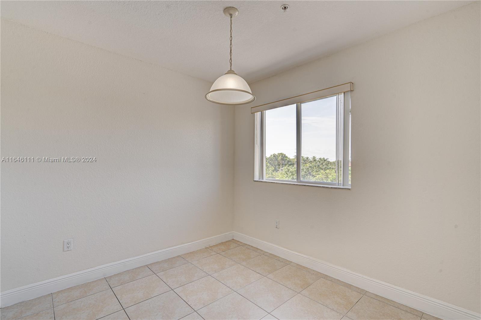 21130 SW 87th Ave # 303