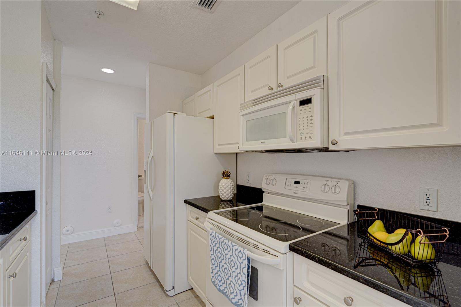 21130 SW 87th Ave # 303