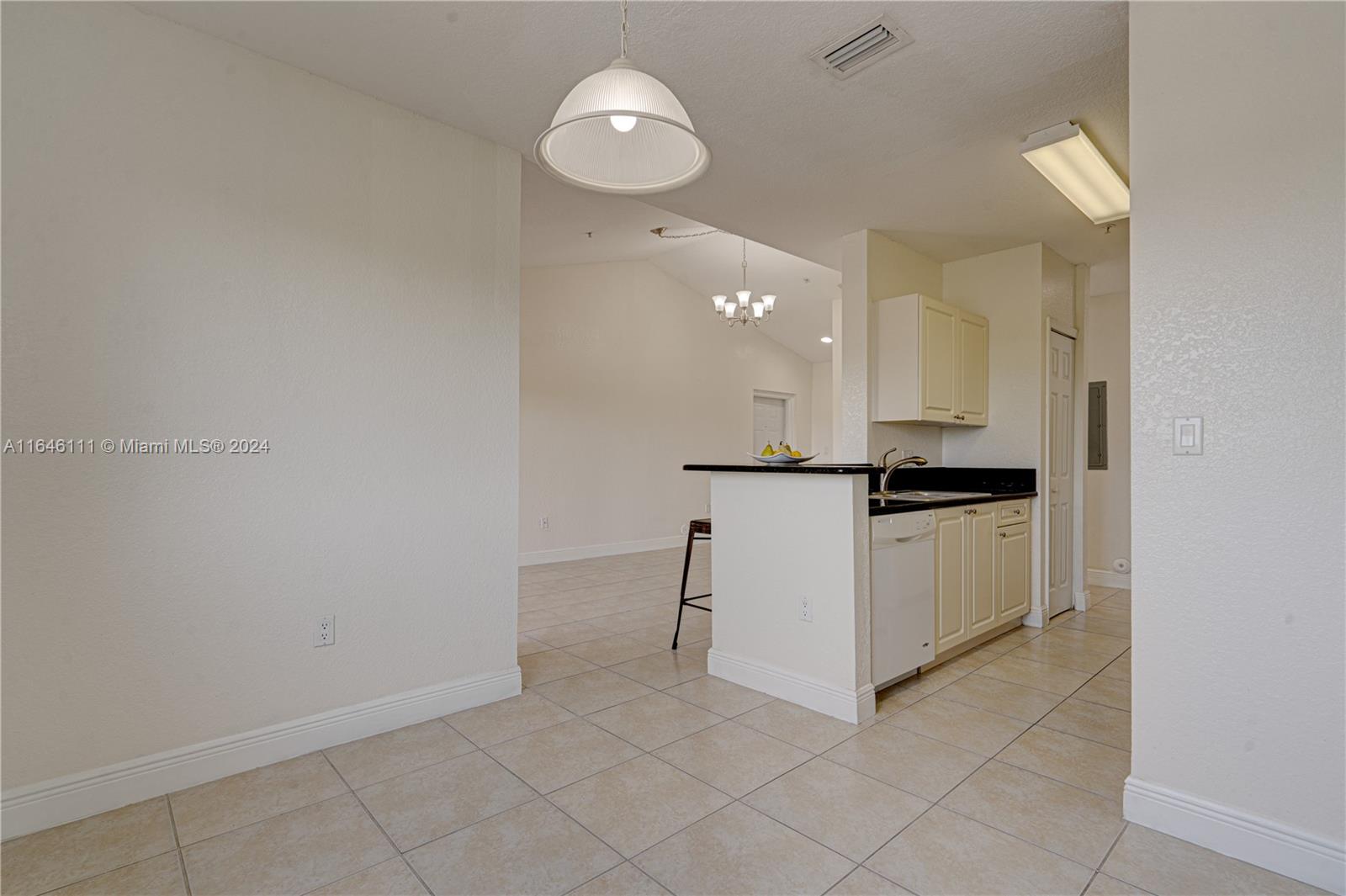 21130 SW 87th Ave # 303