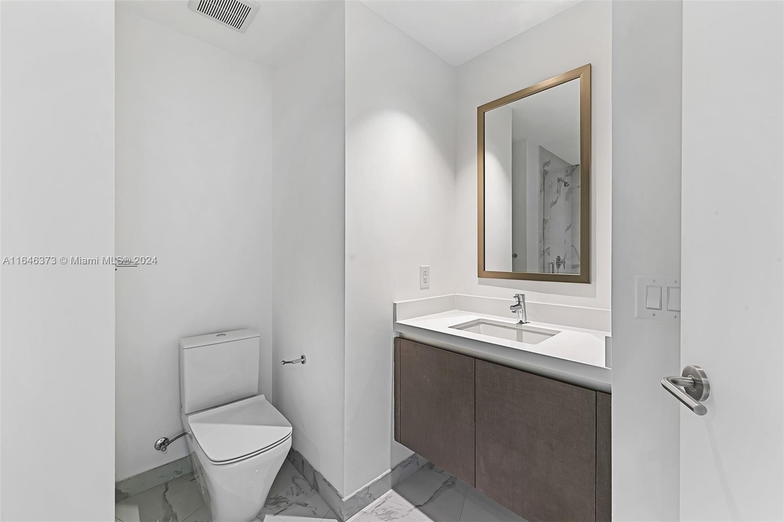 851 NE 1st Ave # 1012