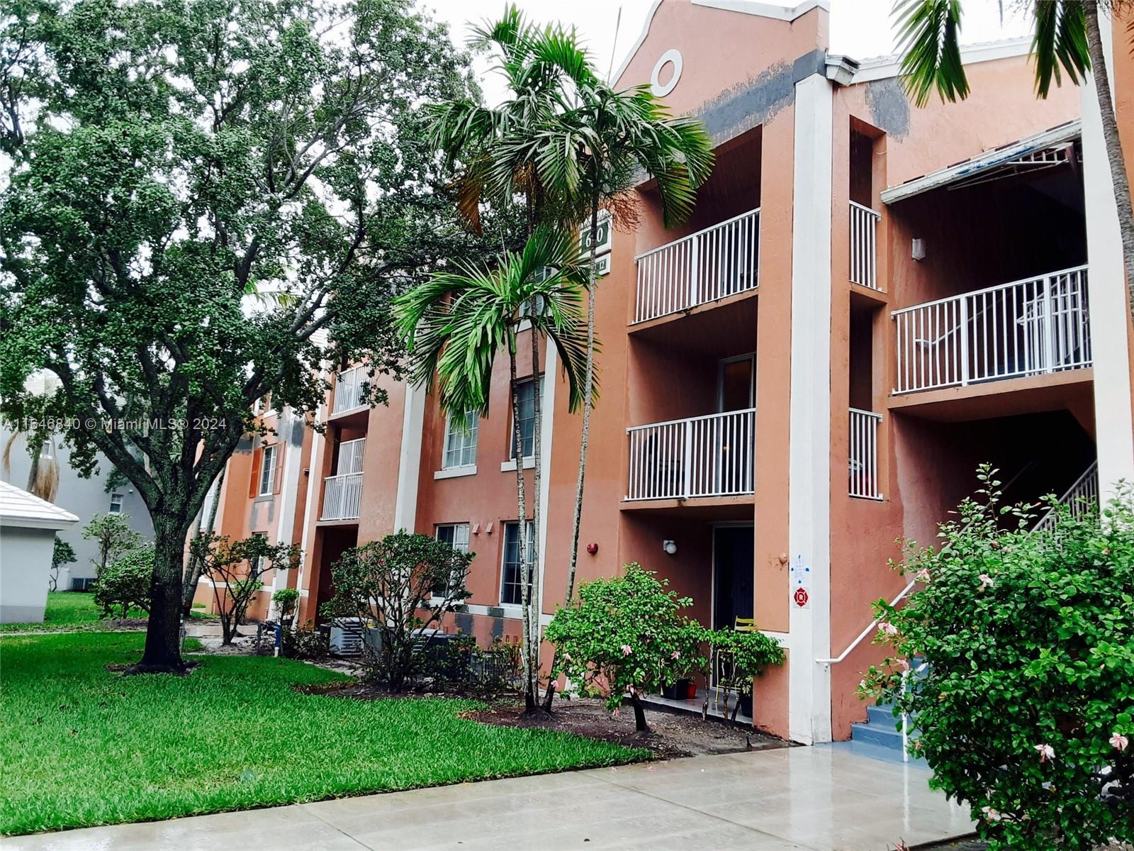 620 SW 111th Ave # 104