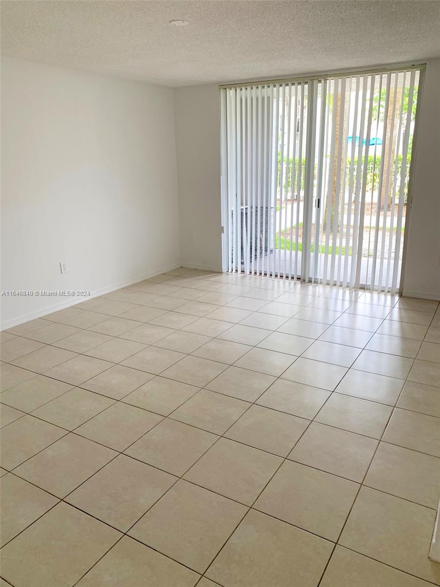 620 SW 111th Ave # 104