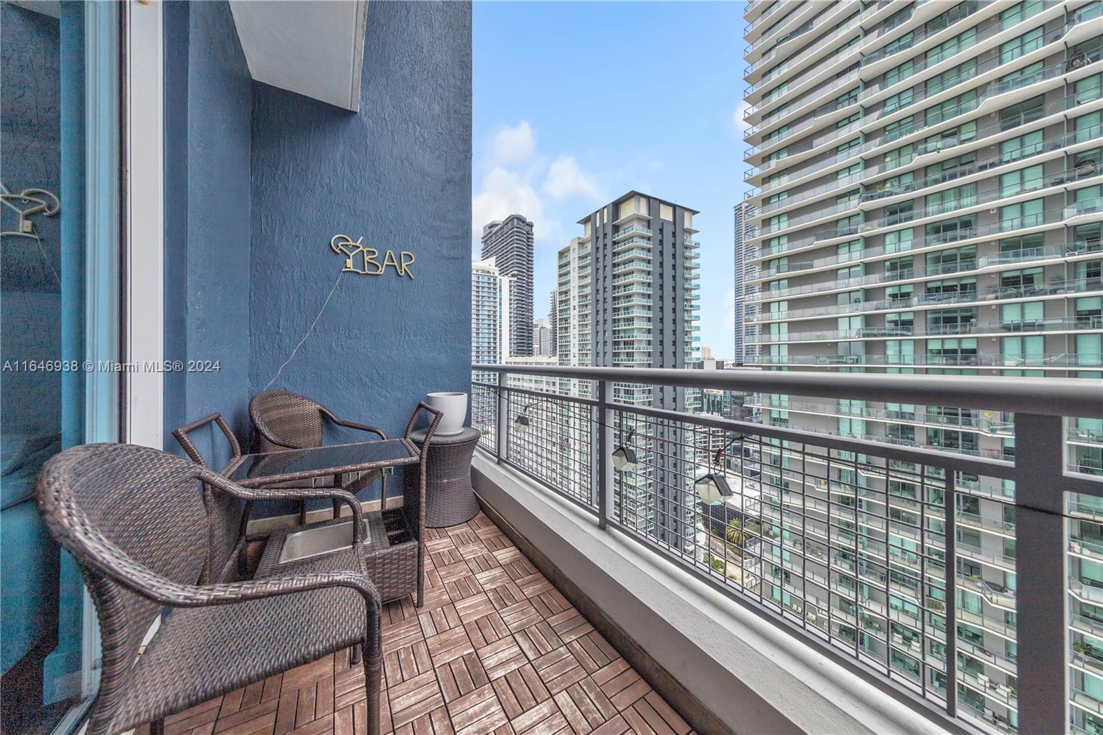 60 SW 13th St # 2216