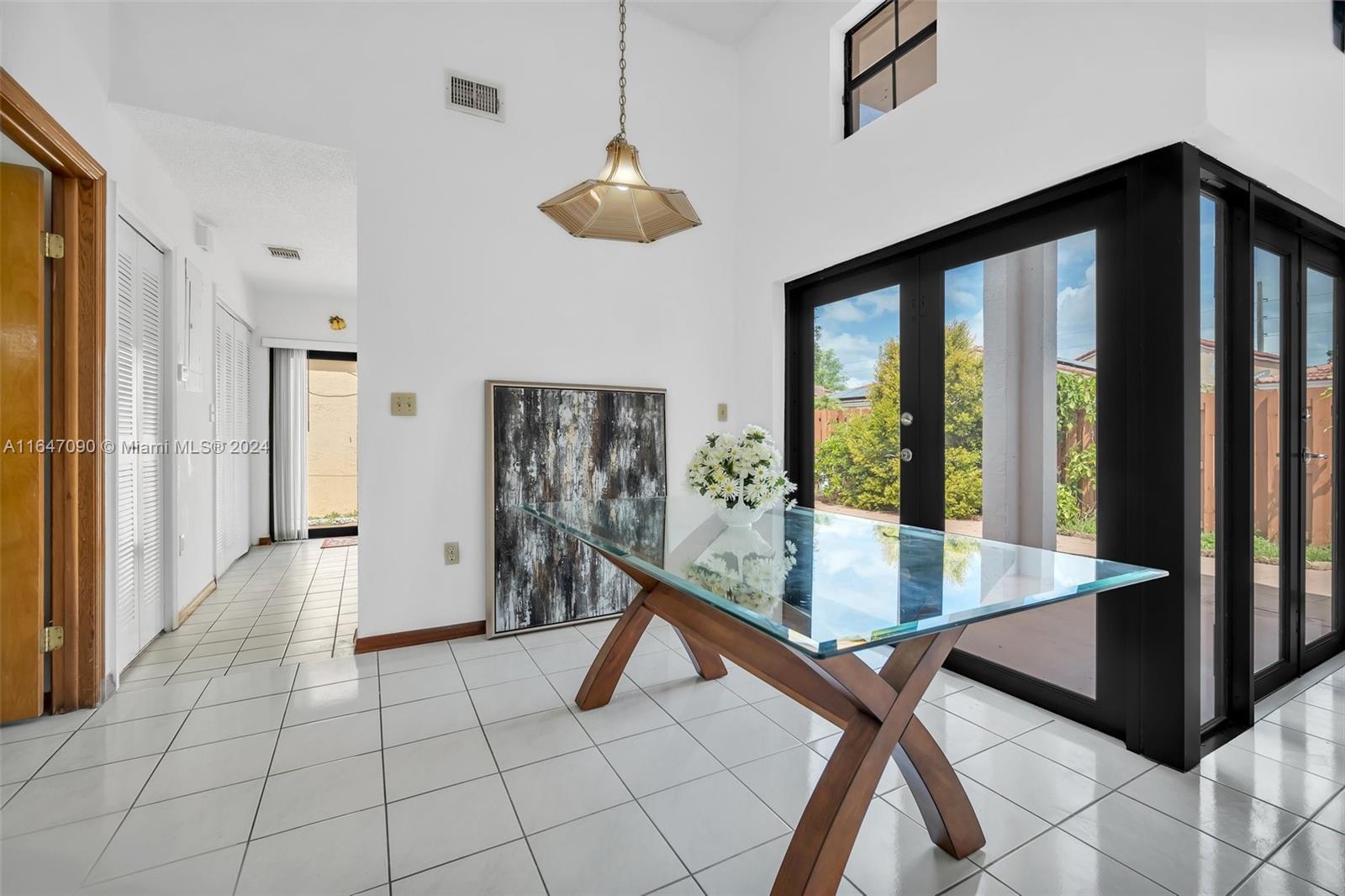 462 SW 87th Ct