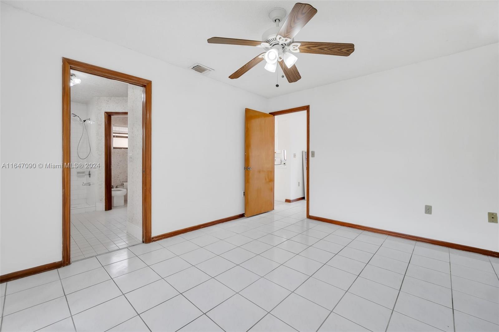 462 SW 87th Ct