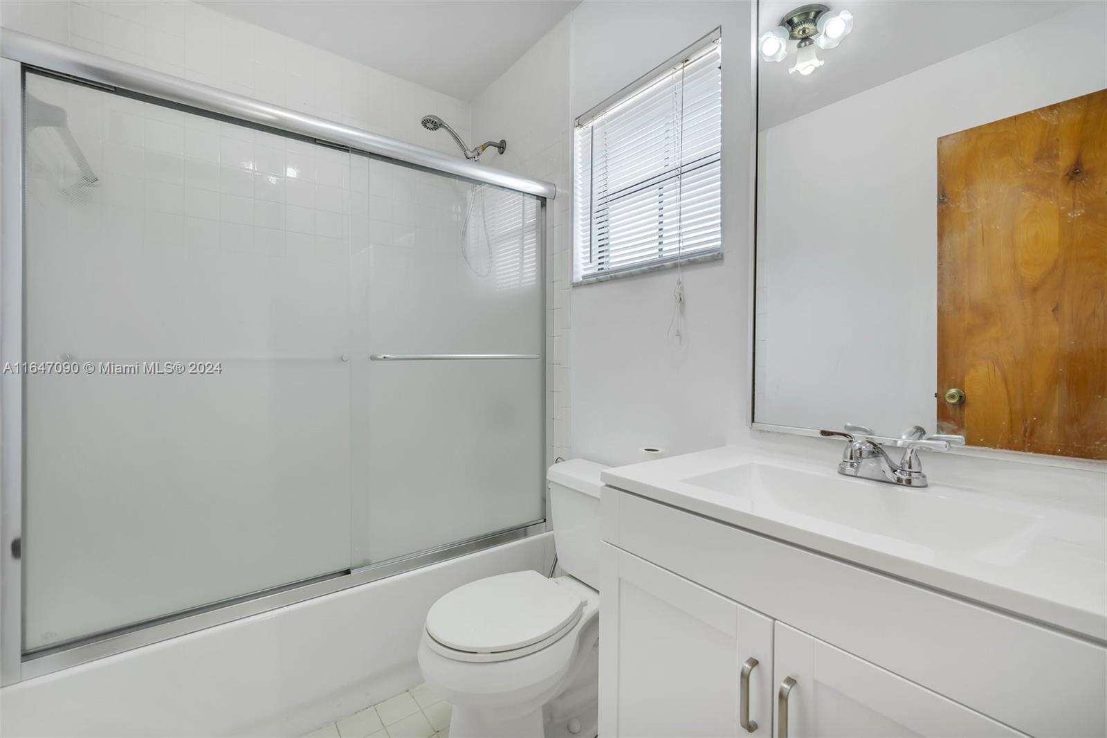 462 SW 87th Ct