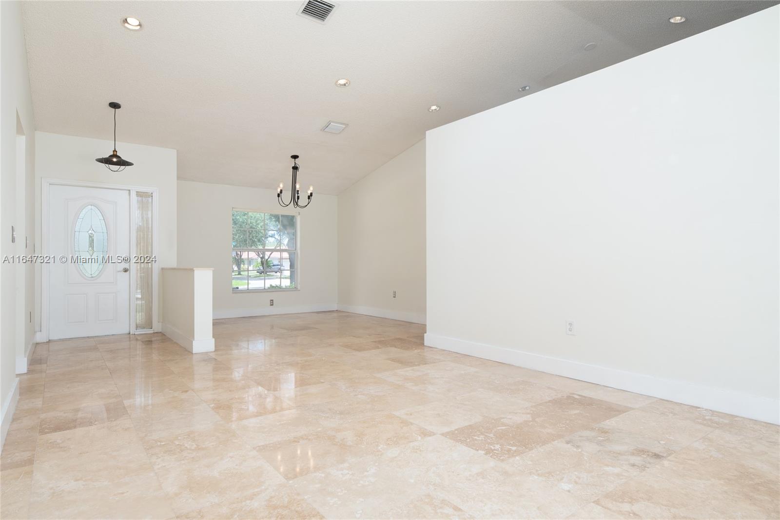 2001 SW 136th Way