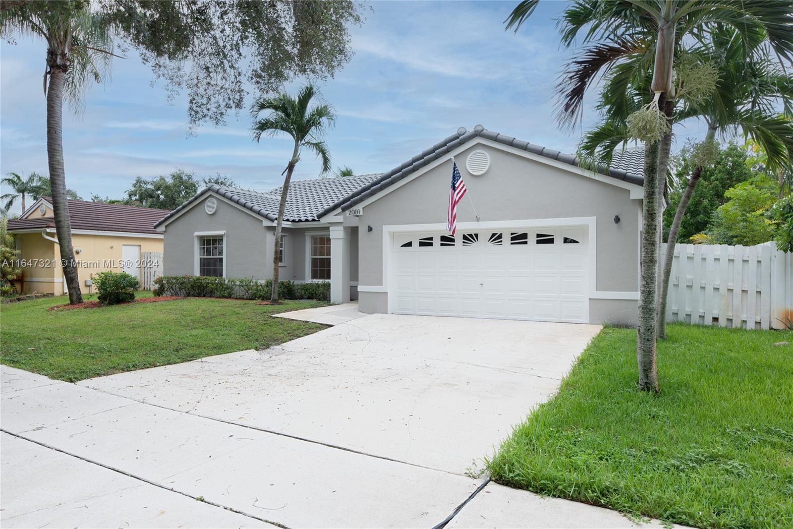 2001 SW 136th Way