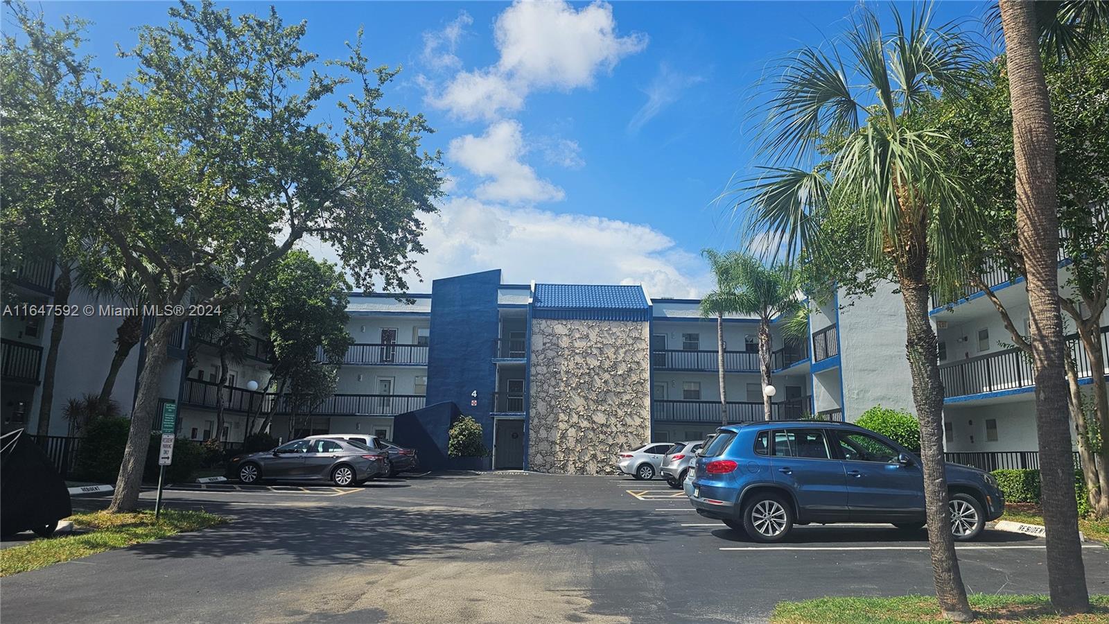 3190 Holiday Springs Blvd # 303 Unit: 4-303