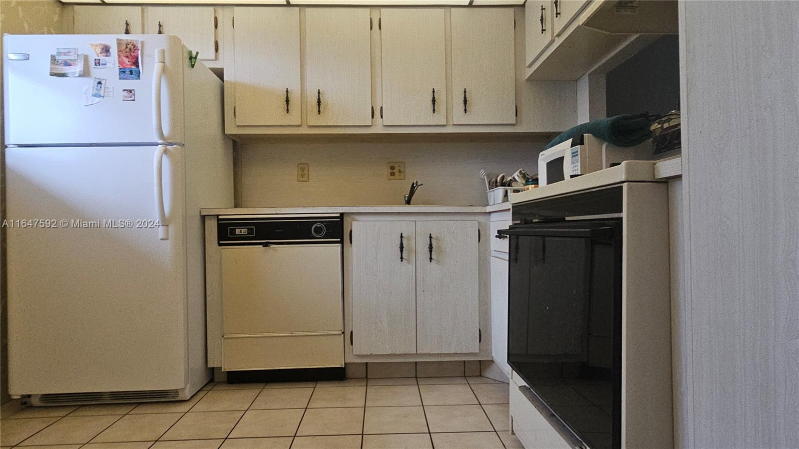 3190 Holiday Springs Blvd # 303 Unit: 4-303