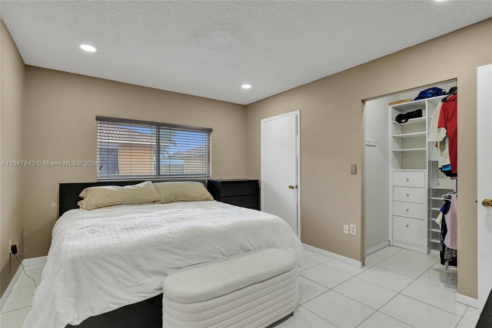 3570 W 80th St # 202 Unit: 58-202