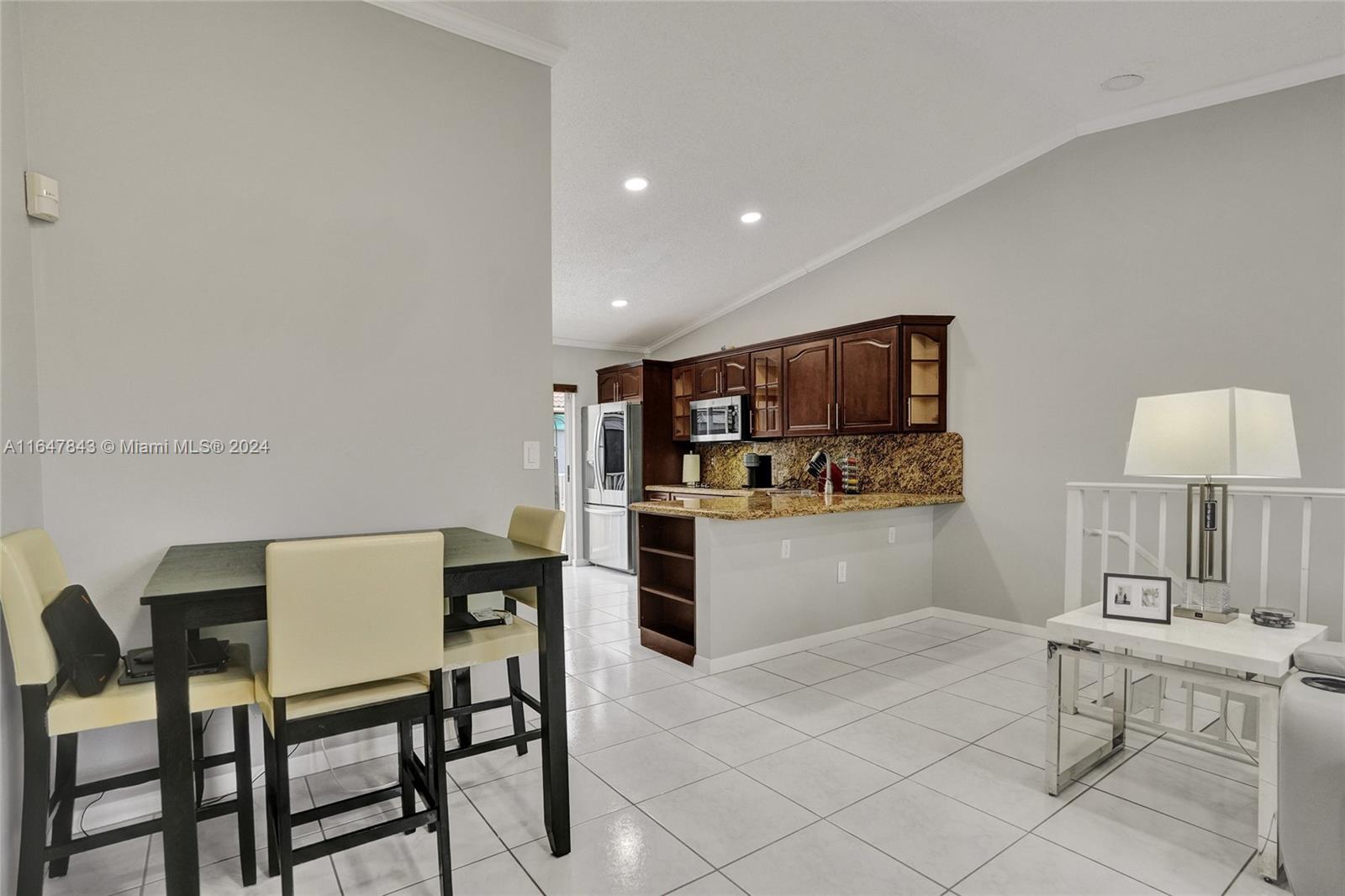 3570 W 80th St # 202 Unit: 58-202