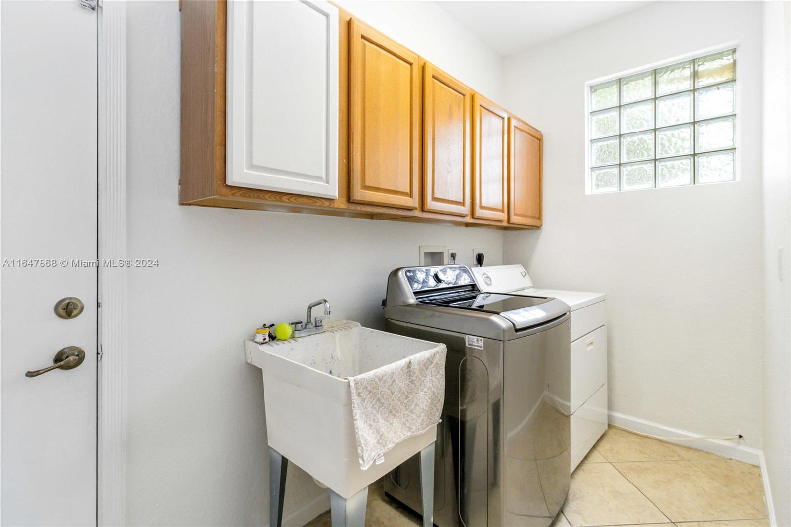1085 Center Stone Ln