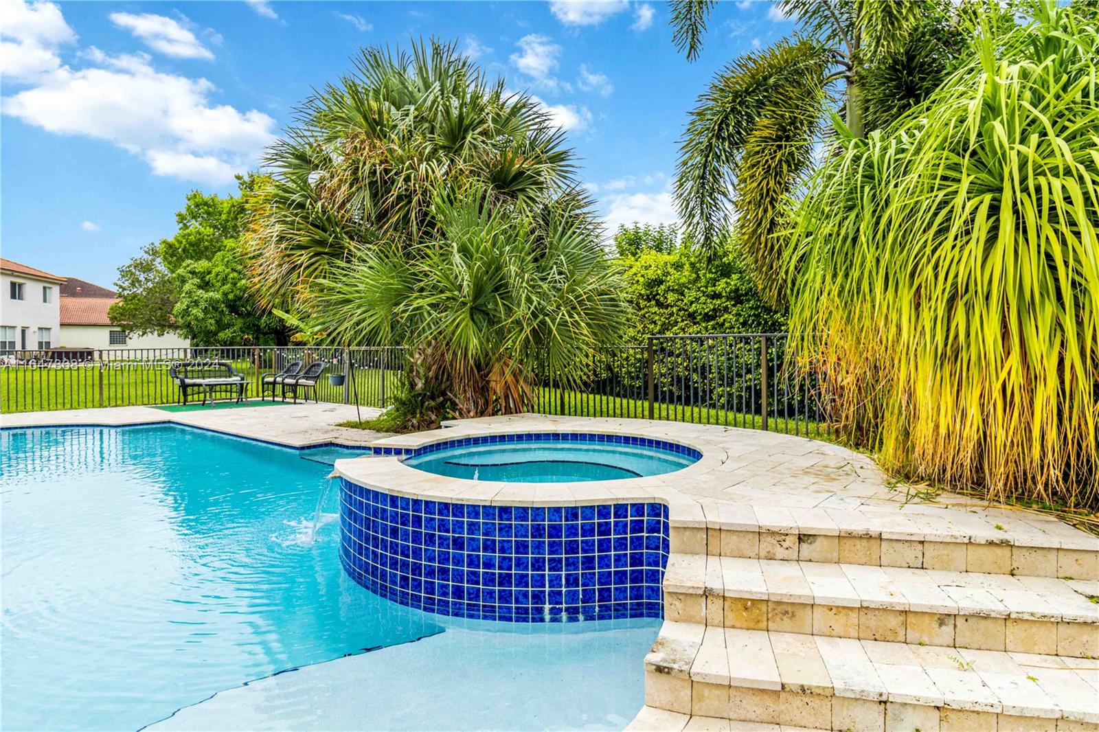 1085 Center Stone Ln