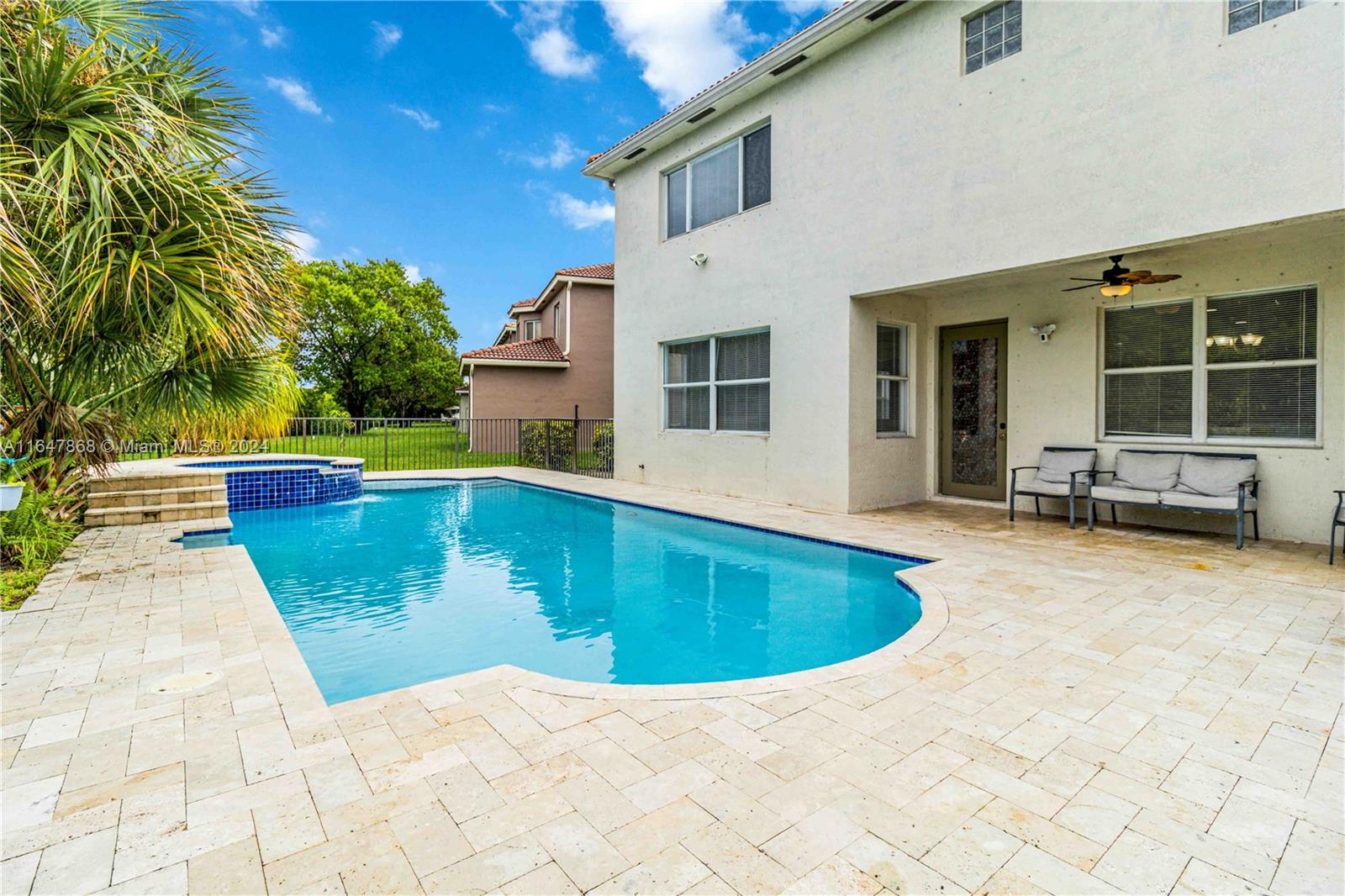 1085 Center Stone Ln