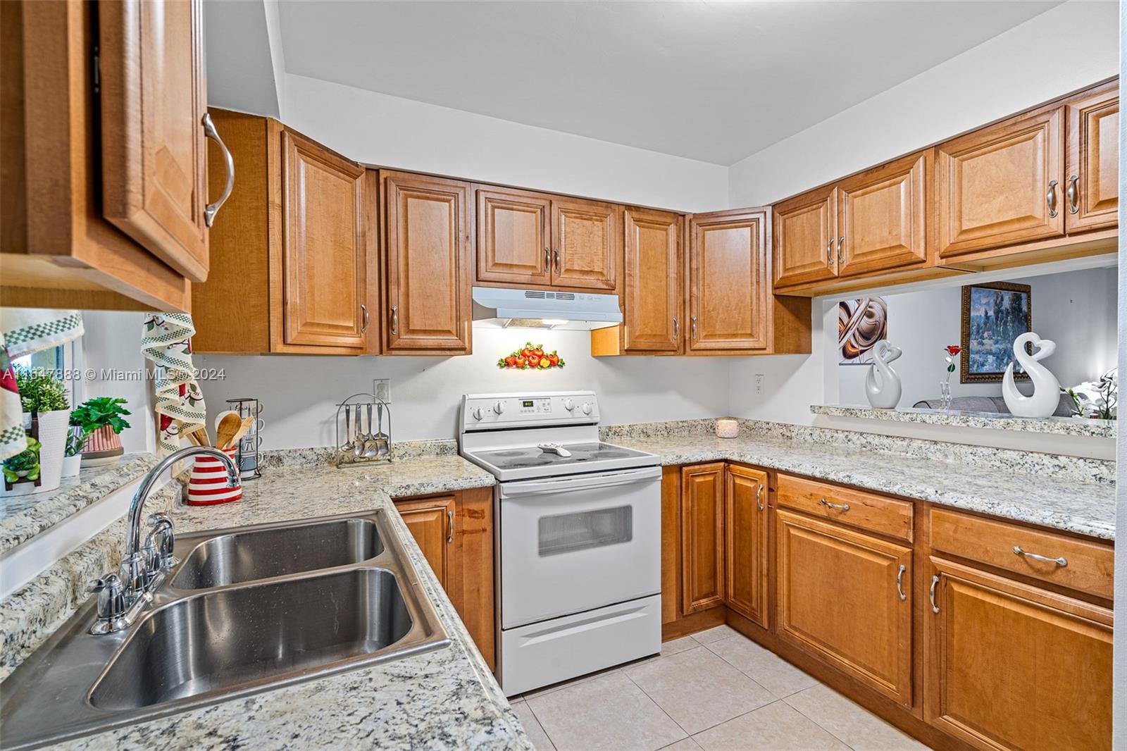 8270 SW 149th Ct # 104 Unit: 10-104
