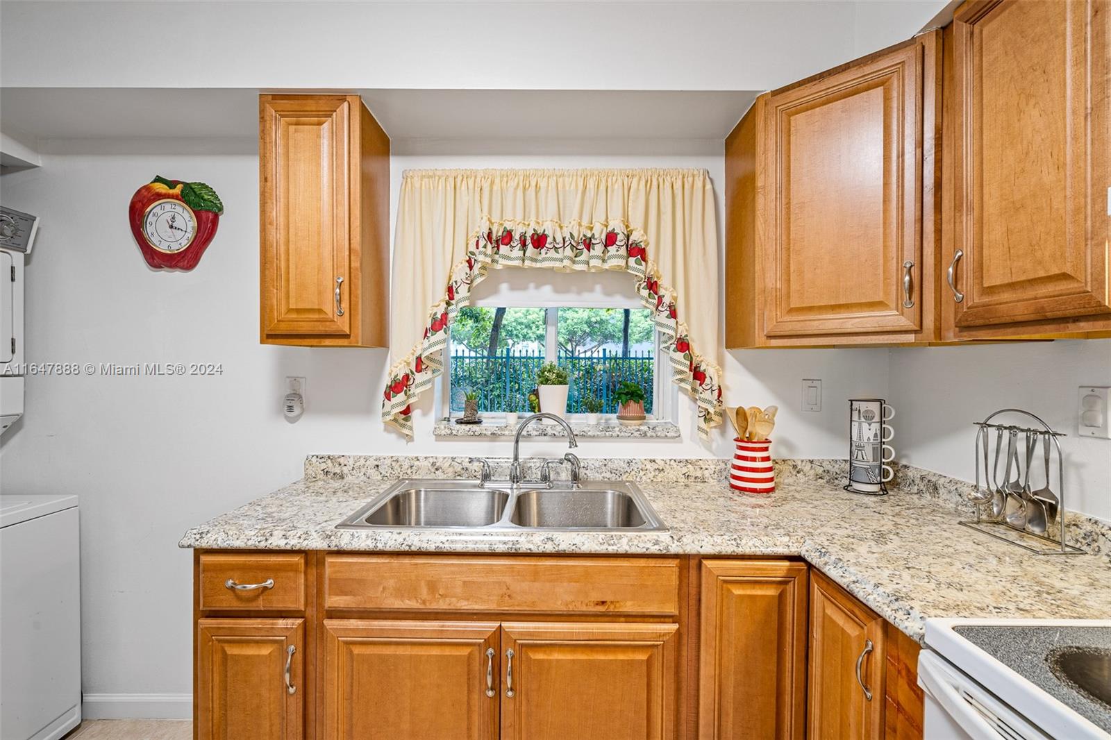 8270 SW 149th Ct # 104 Unit: 10-104