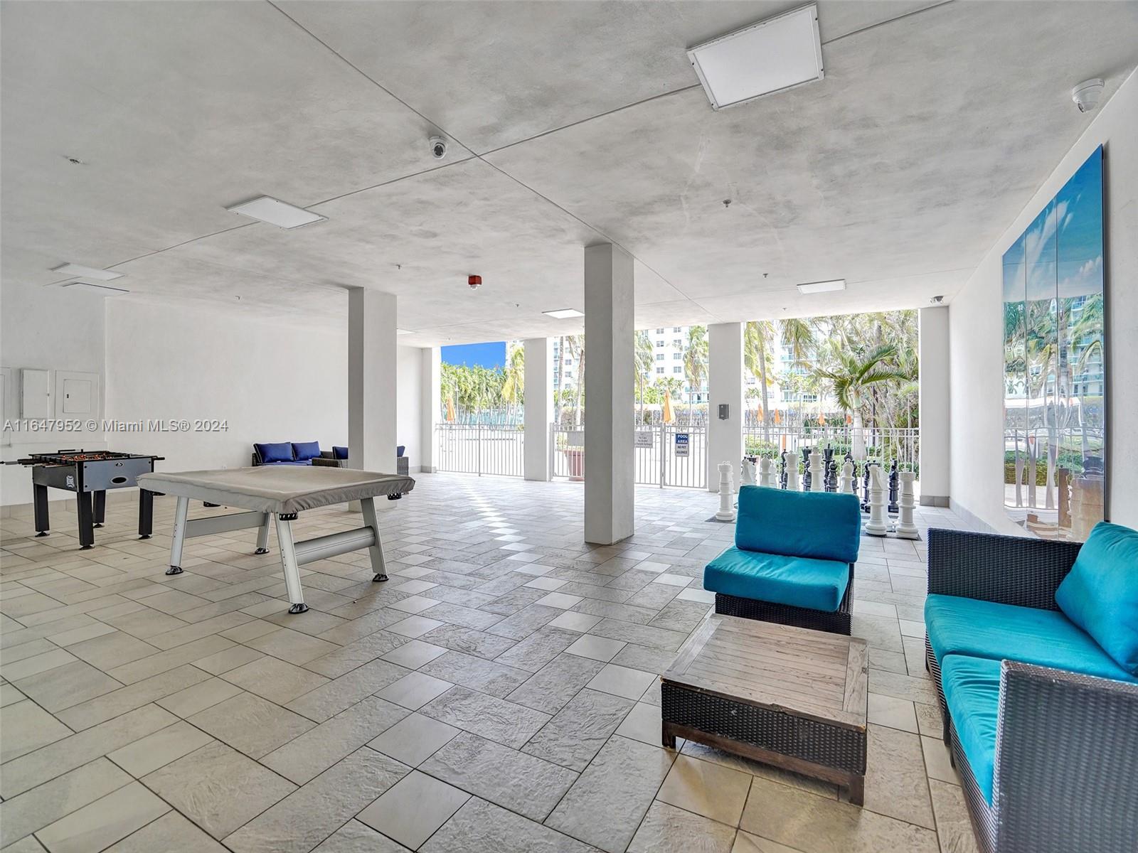 19380 Collins Ave # 214