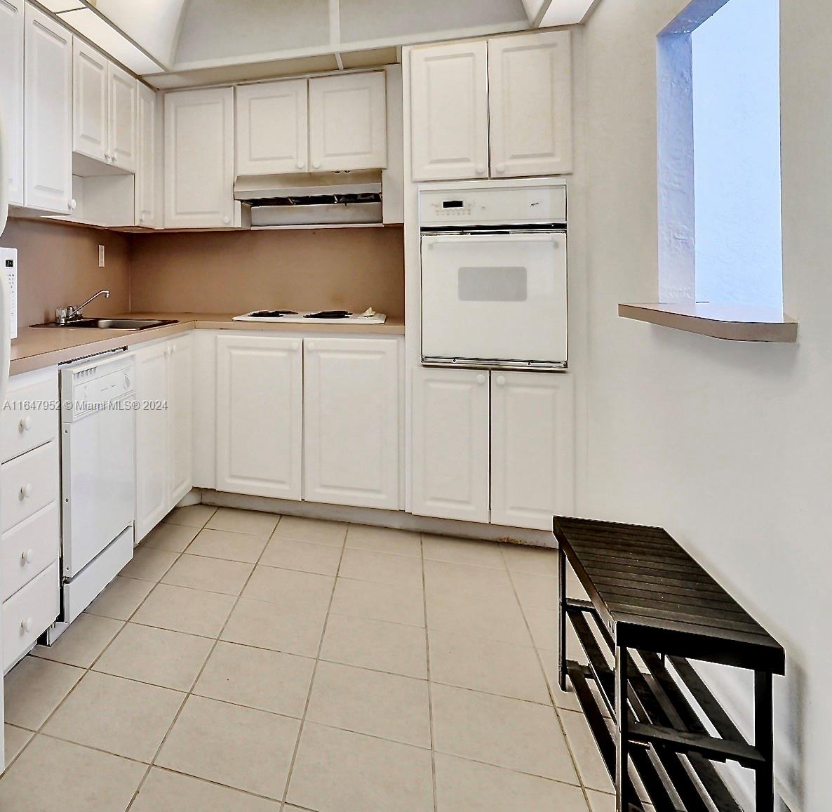 19380 Collins Ave # 214