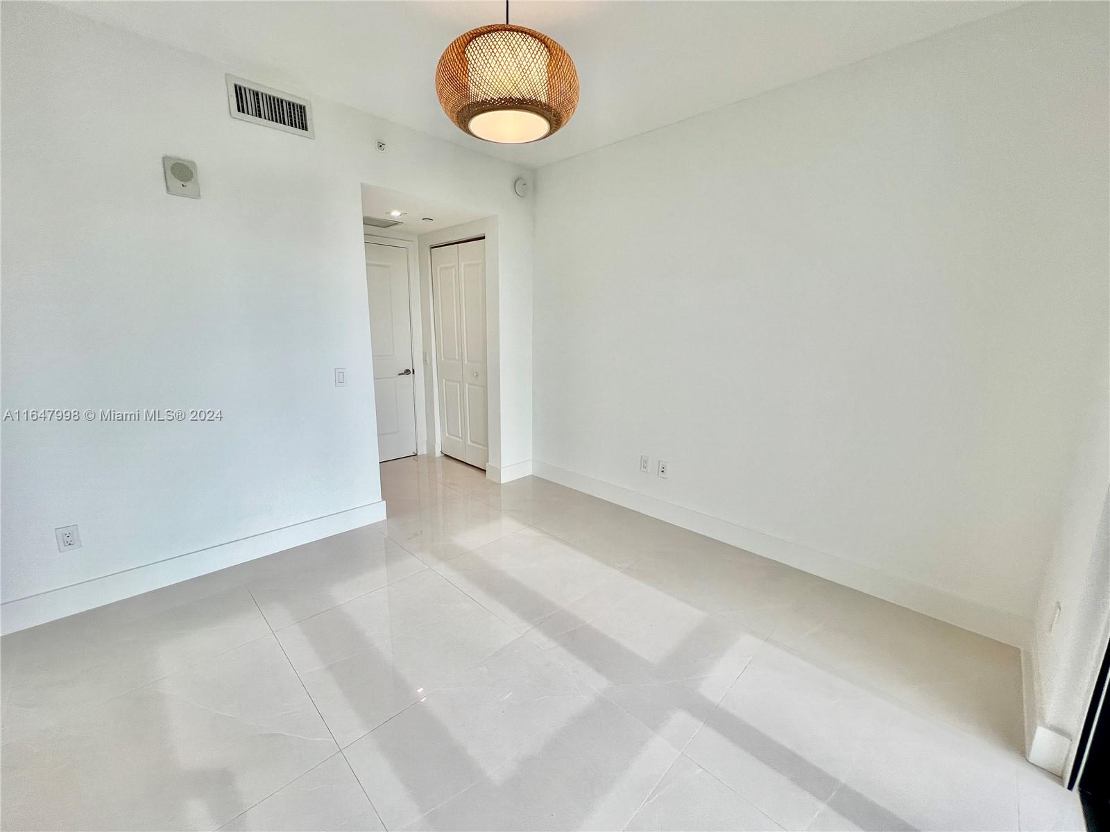 1600 NE 1st Ave # 1520