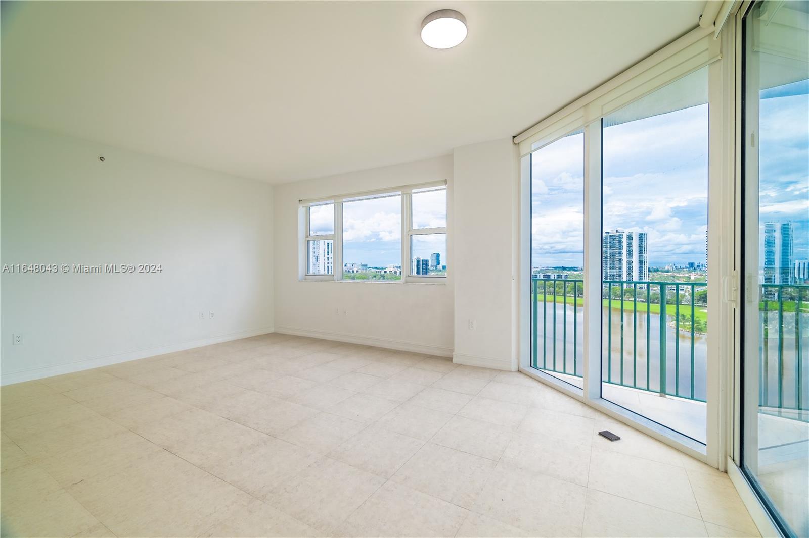 20000 E Country Club Dr # 1110