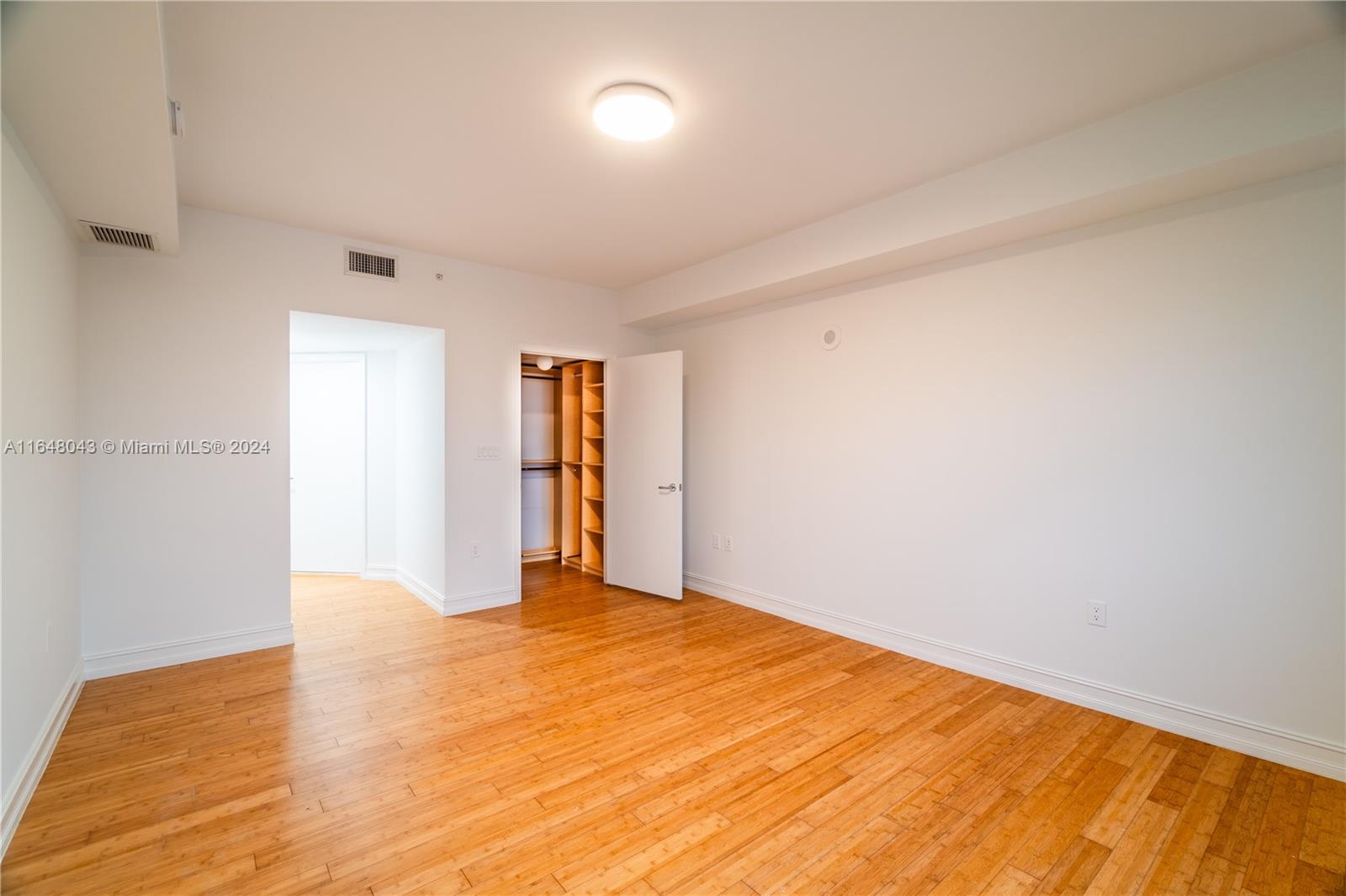 20000 E Country Club Dr # 1110
