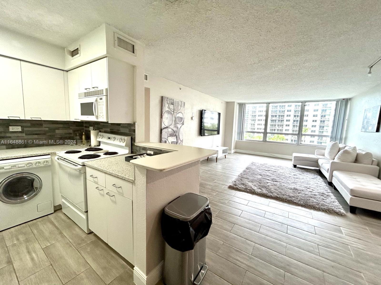 1500 Bay Rd # 558S