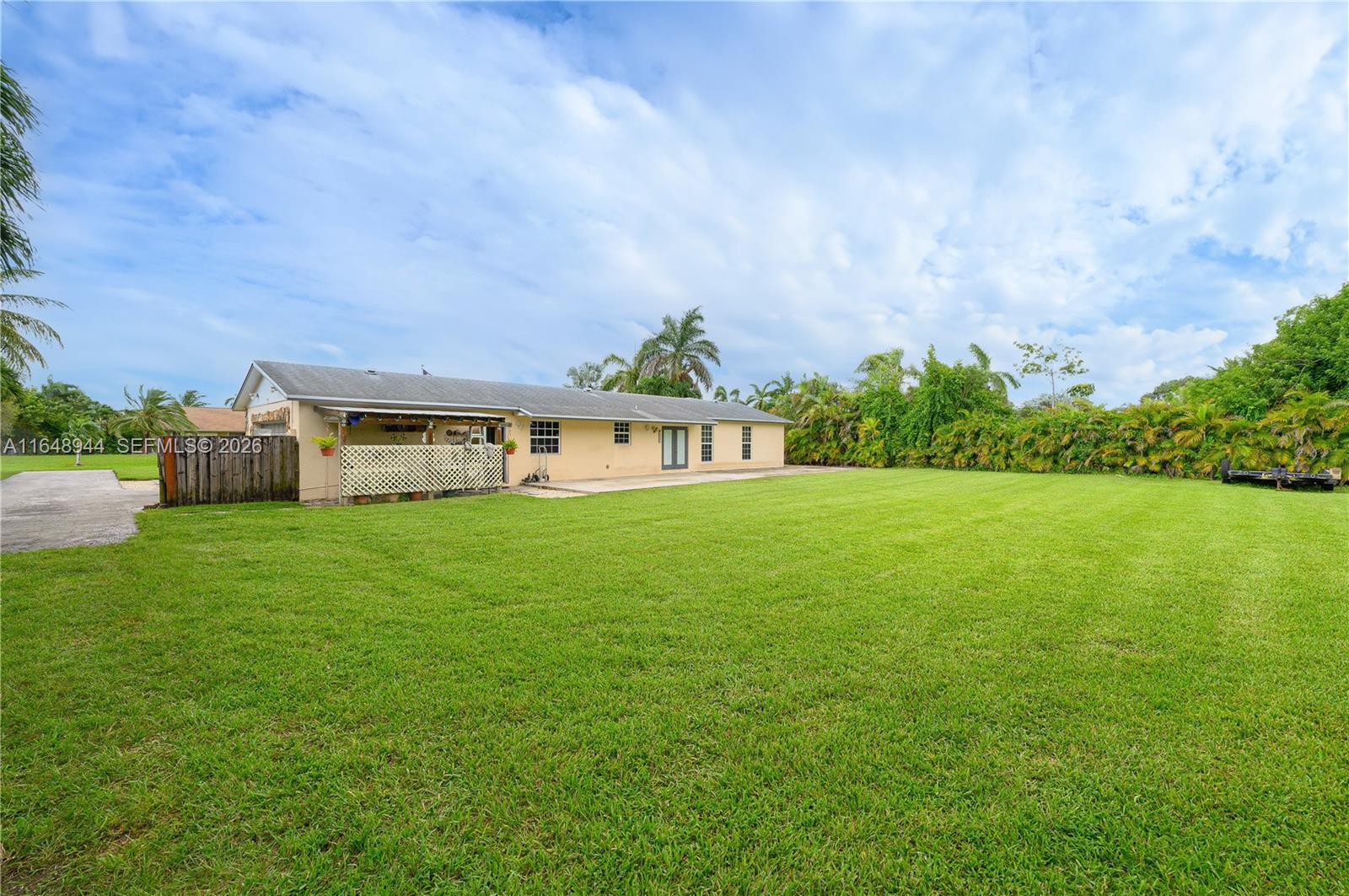 1442 NW 20th St