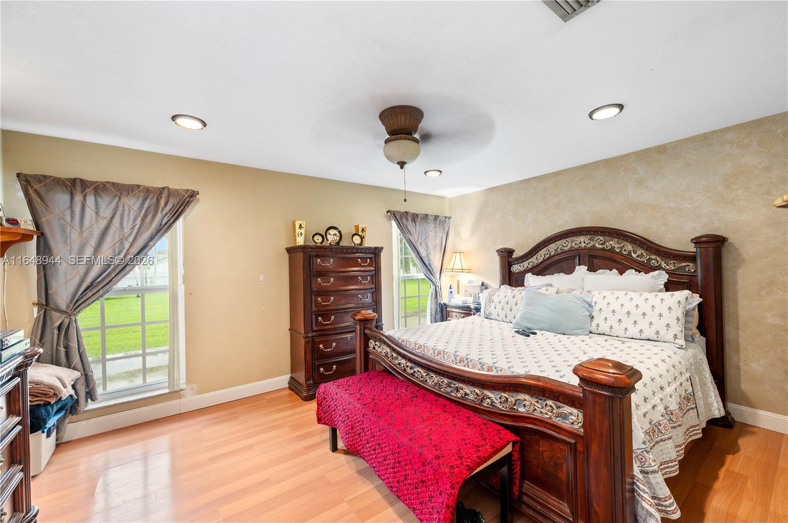 1442 NW 20th St