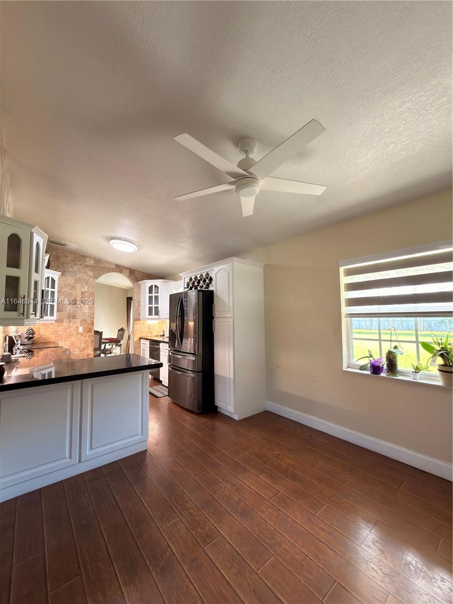 1442 NW 20th St