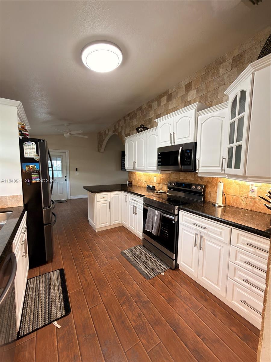 1442 NW 20th St