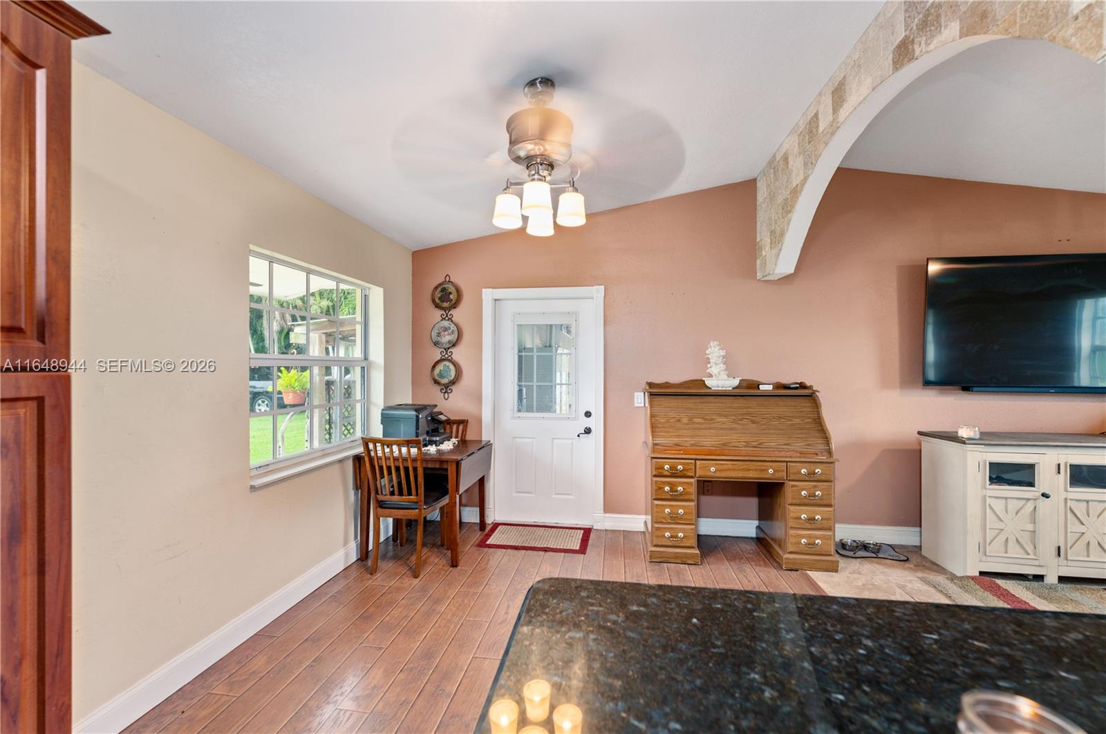 1442 NW 20th St