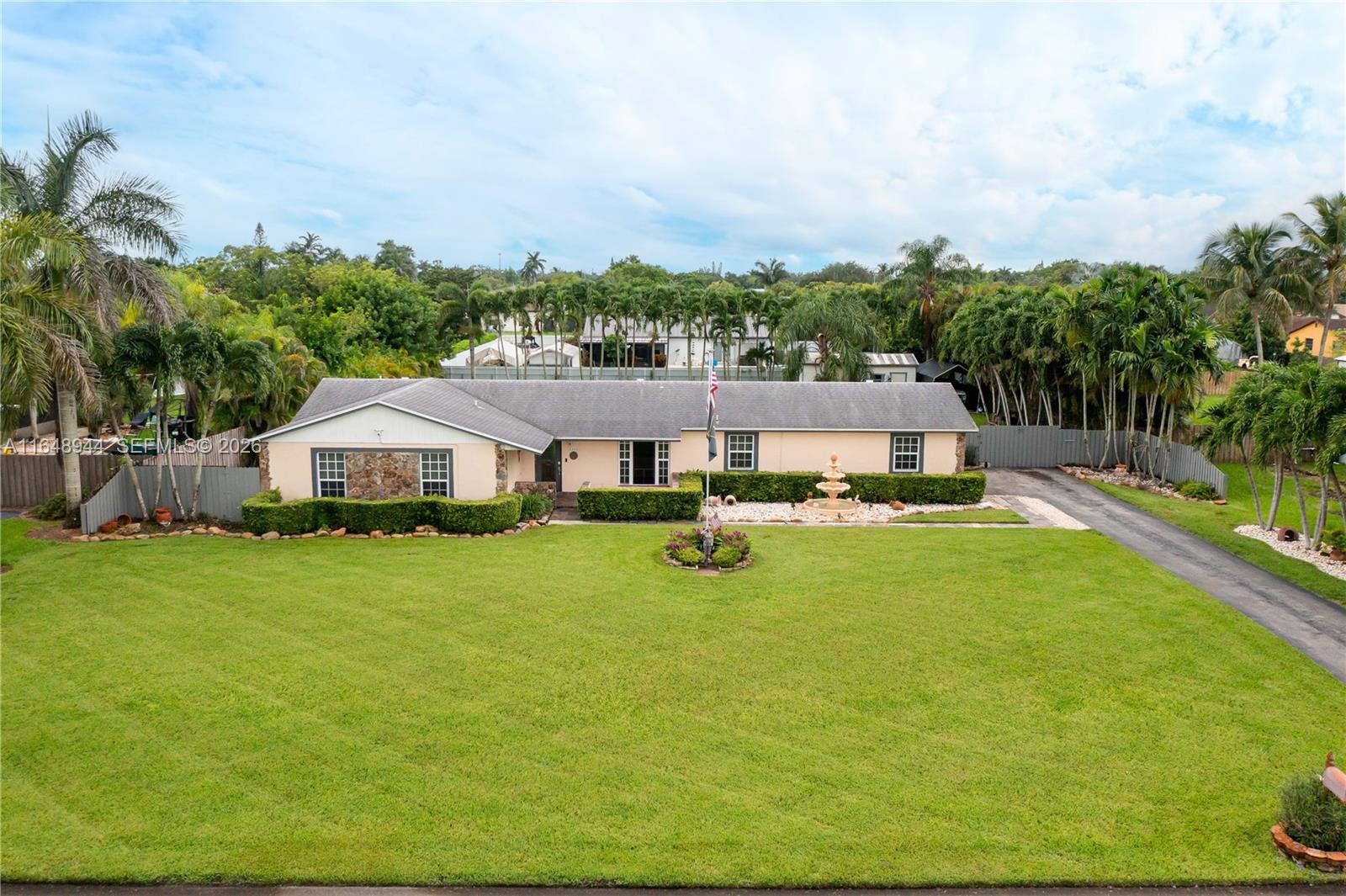 1442 NW 20th St
