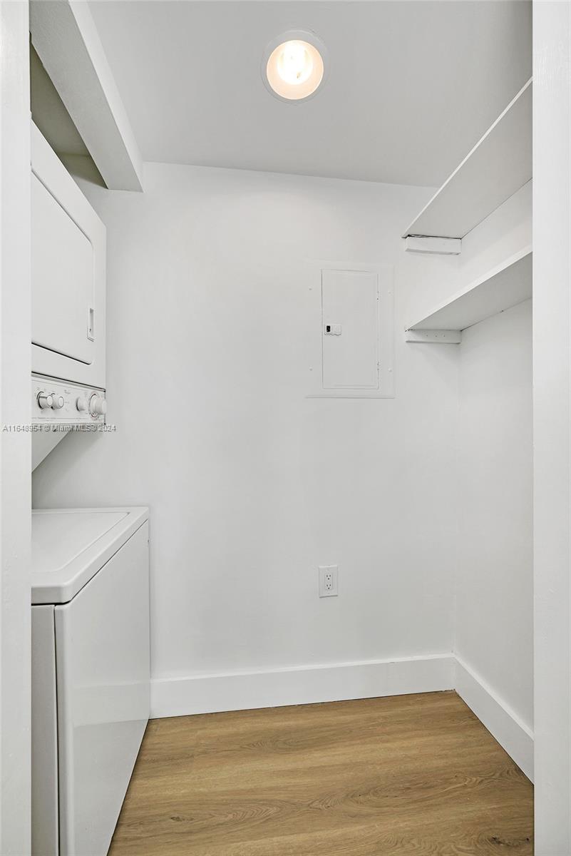 800 CLAUGHTON ISLAND DR # 905