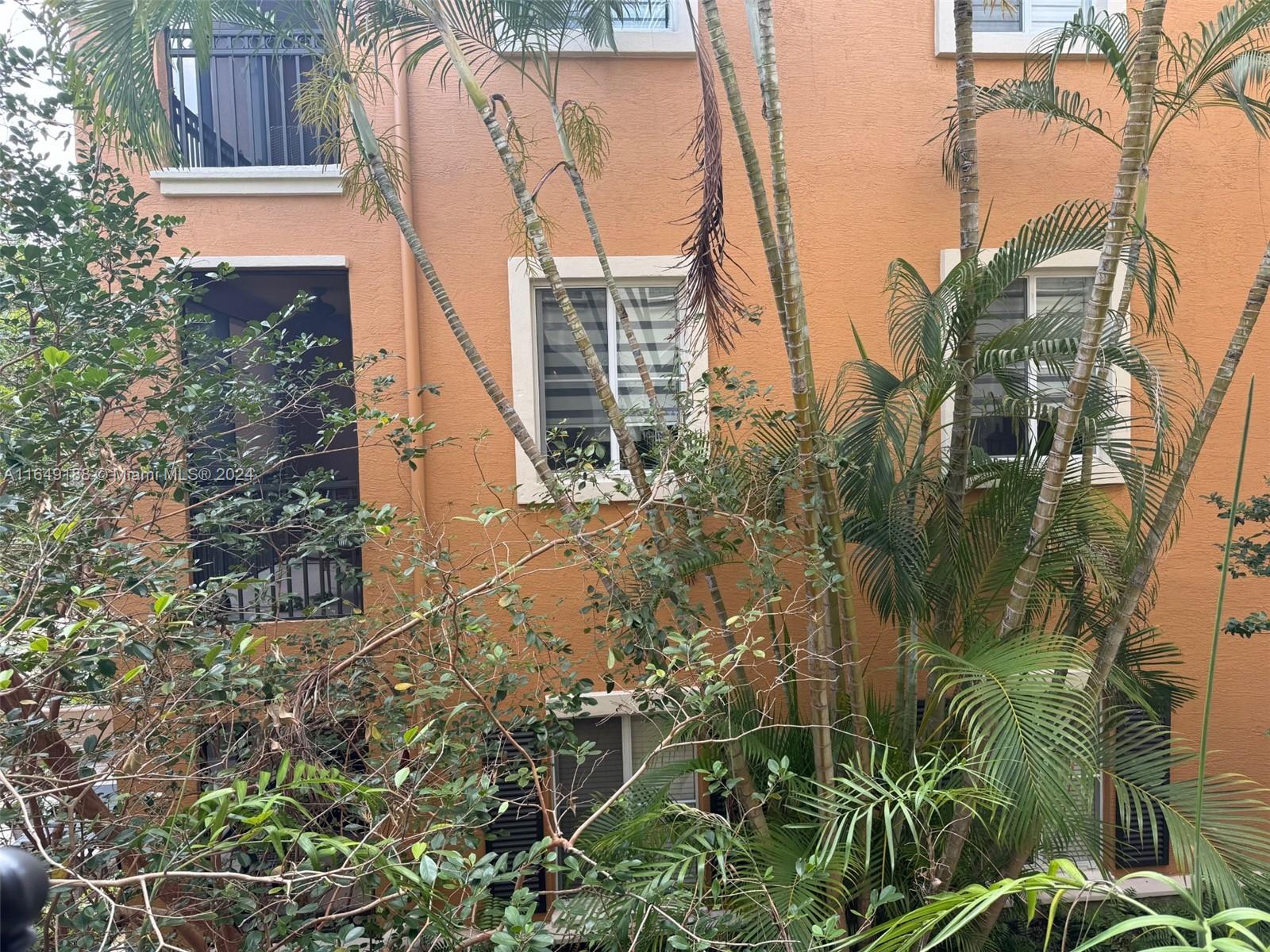 2900 NW 125th Ave # 325 Unit: 3-325
