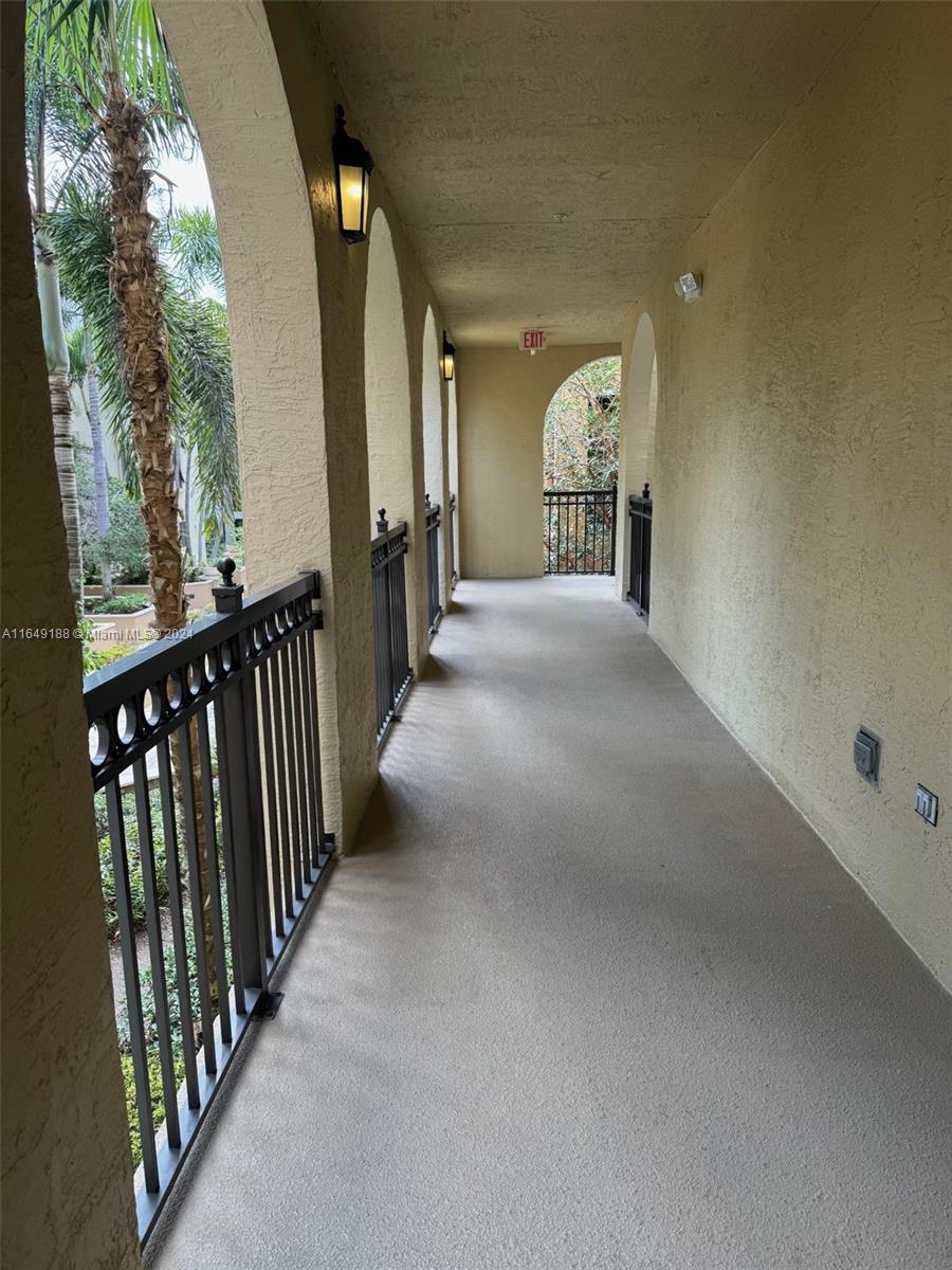 2900 NW 125th Ave # 325 Unit: 3-325