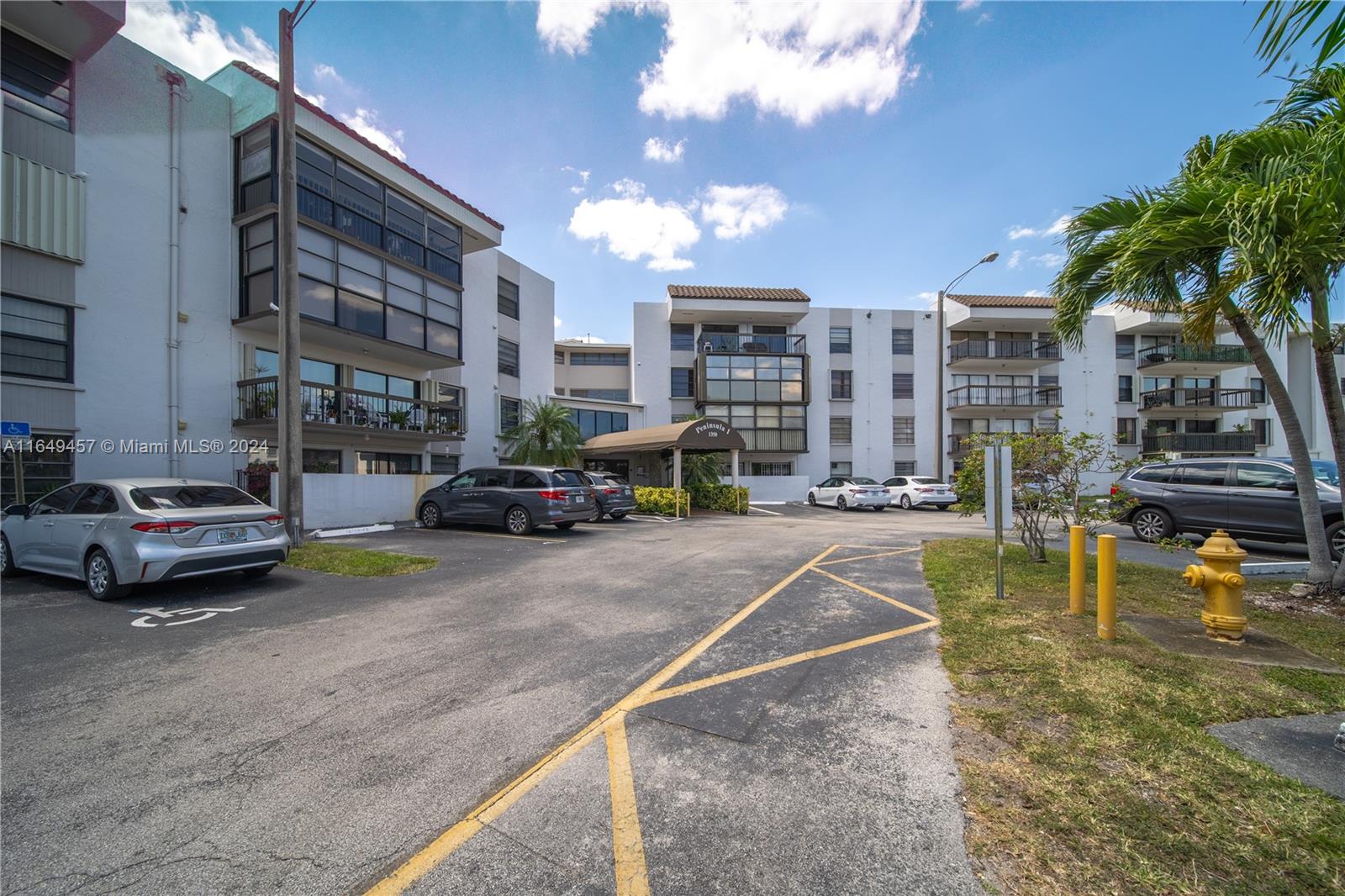 1350 SW 122nd Ave # 306