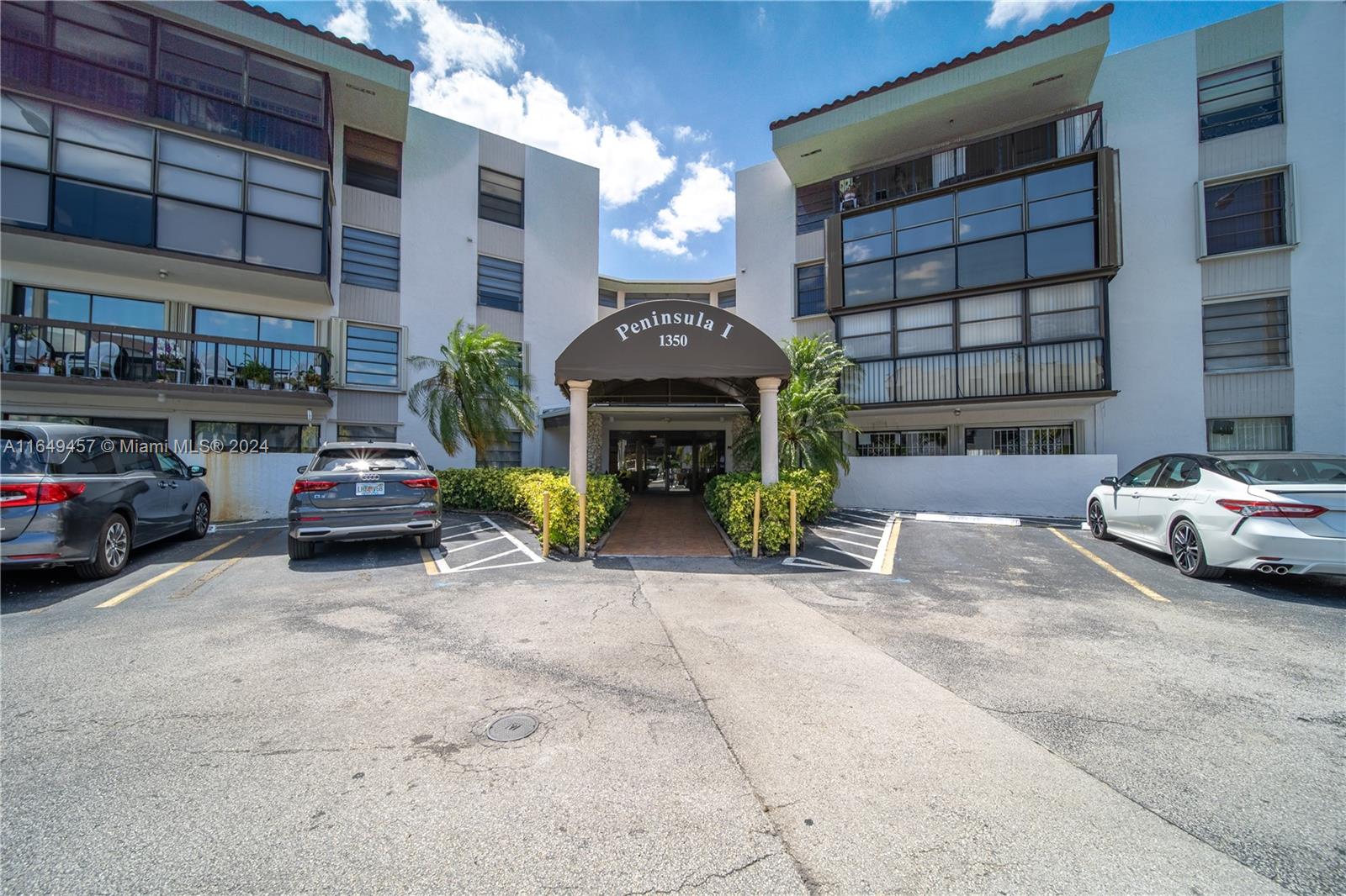 1350 SW 122nd Ave # 306