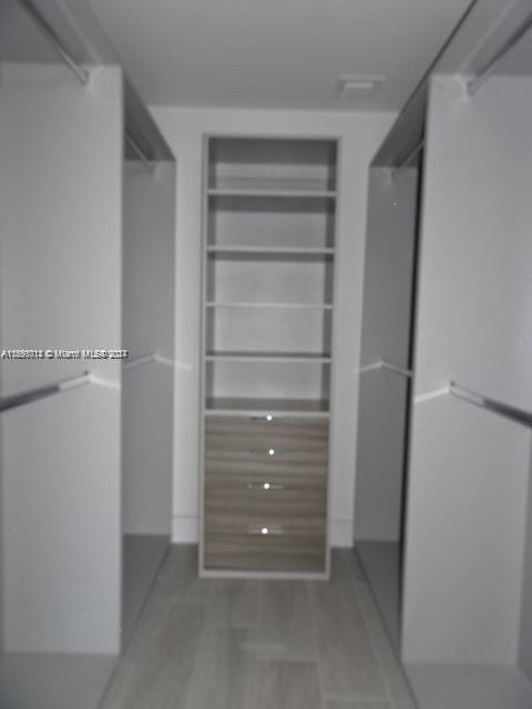 1010 SW 2nd Ave # 2007