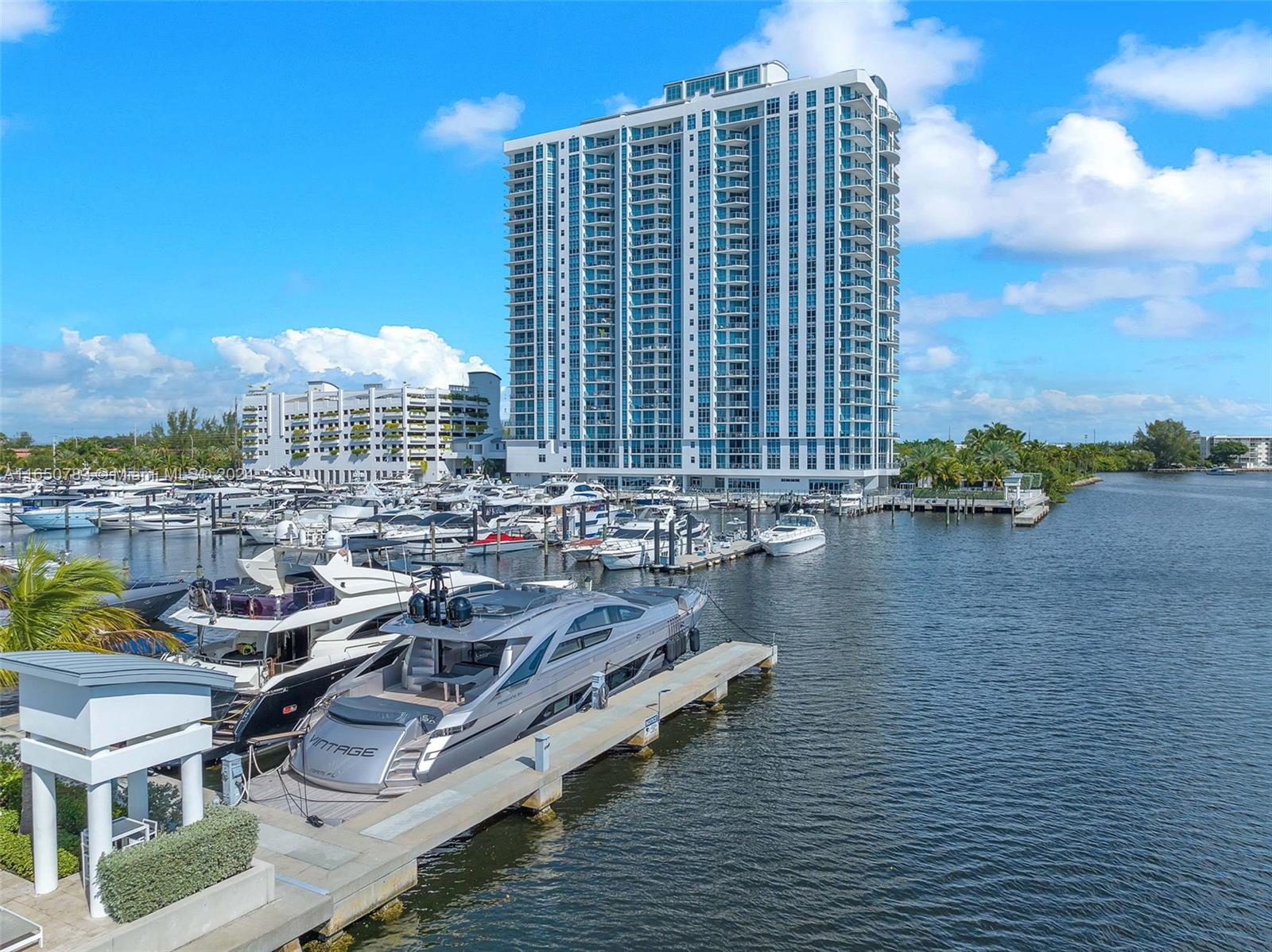17111 Biscayne Blvd # 411