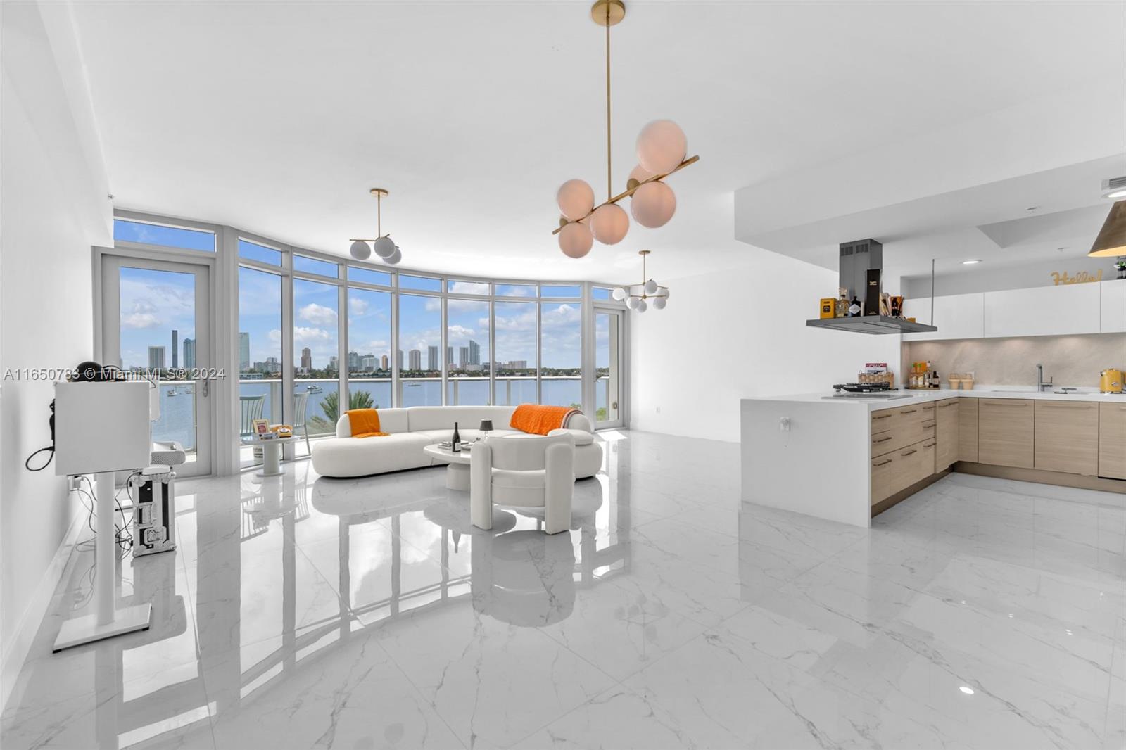 17111 Biscayne Blvd # 411