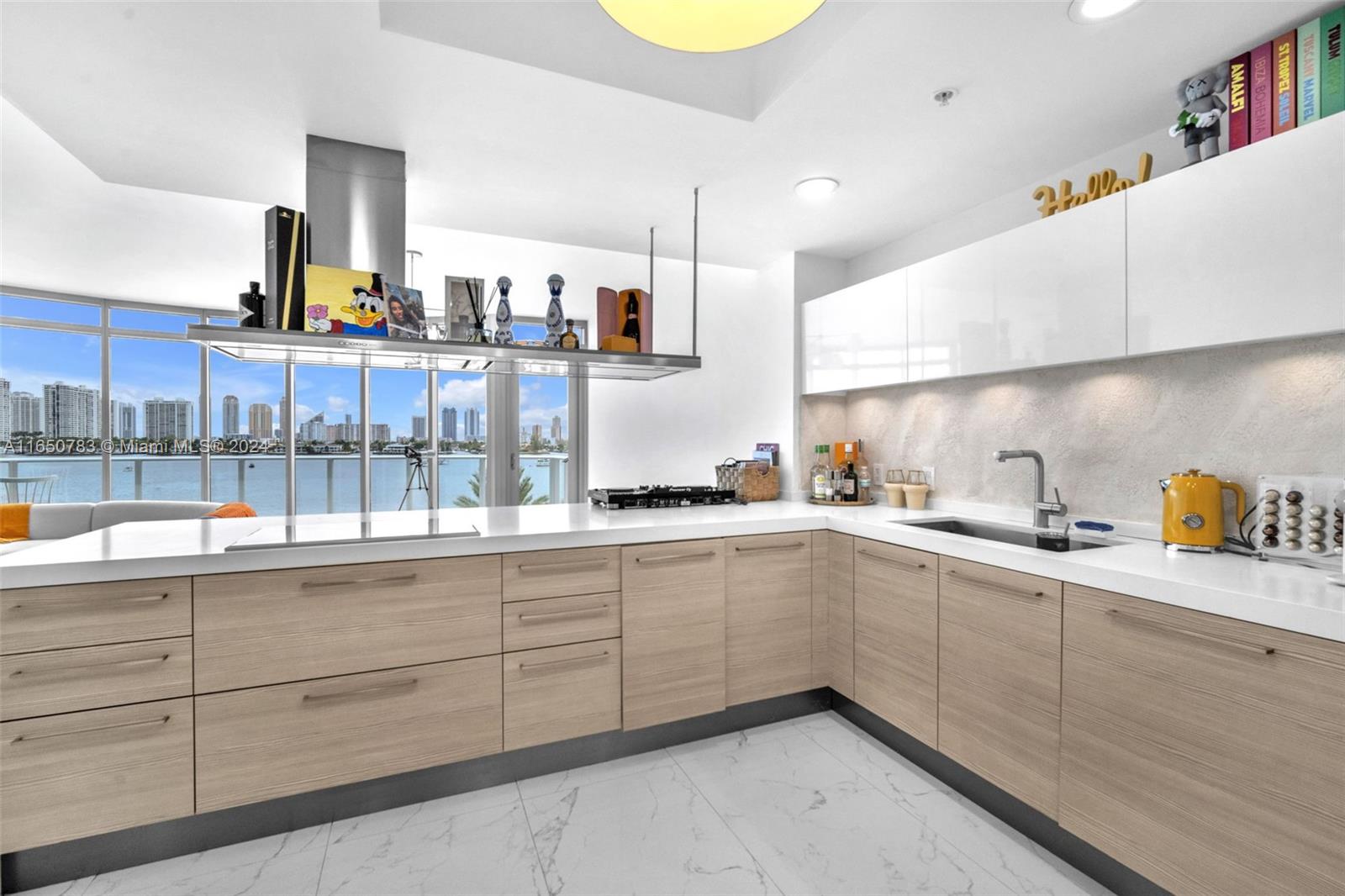 17111 Biscayne Blvd # 411