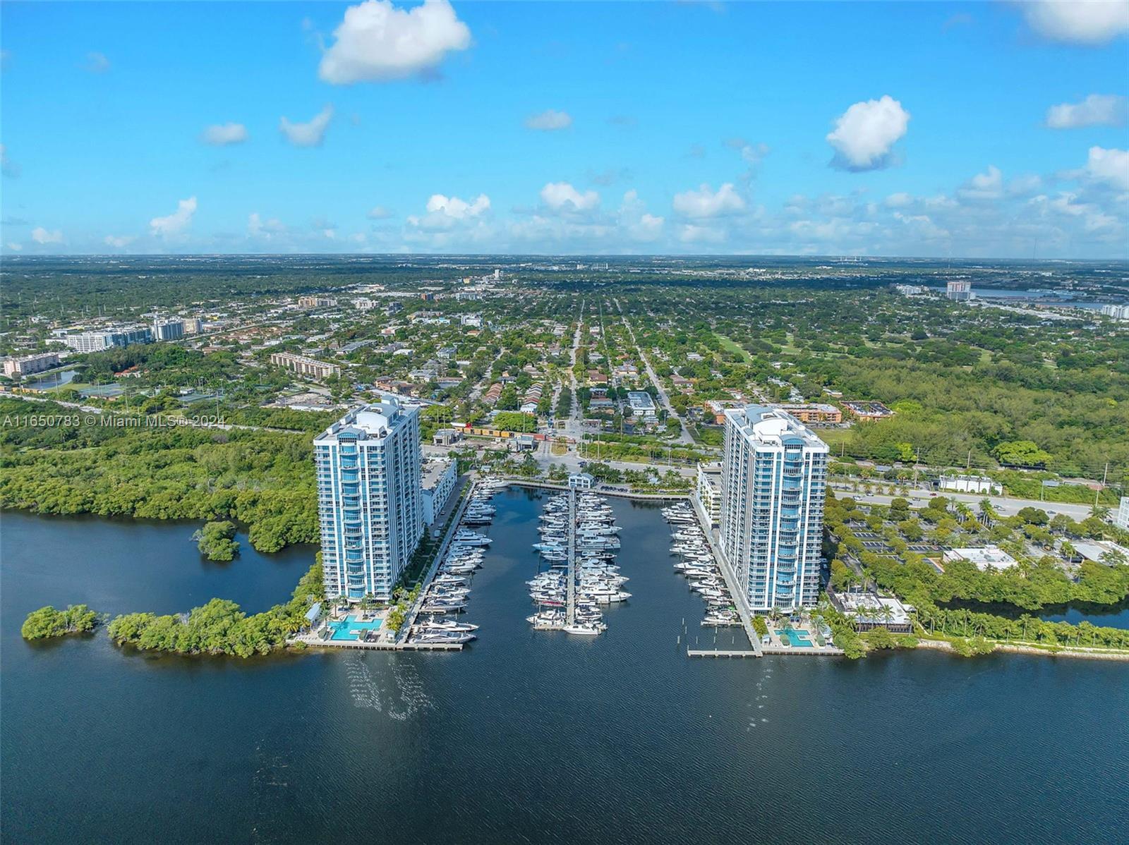 17111 Biscayne Blvd # 411