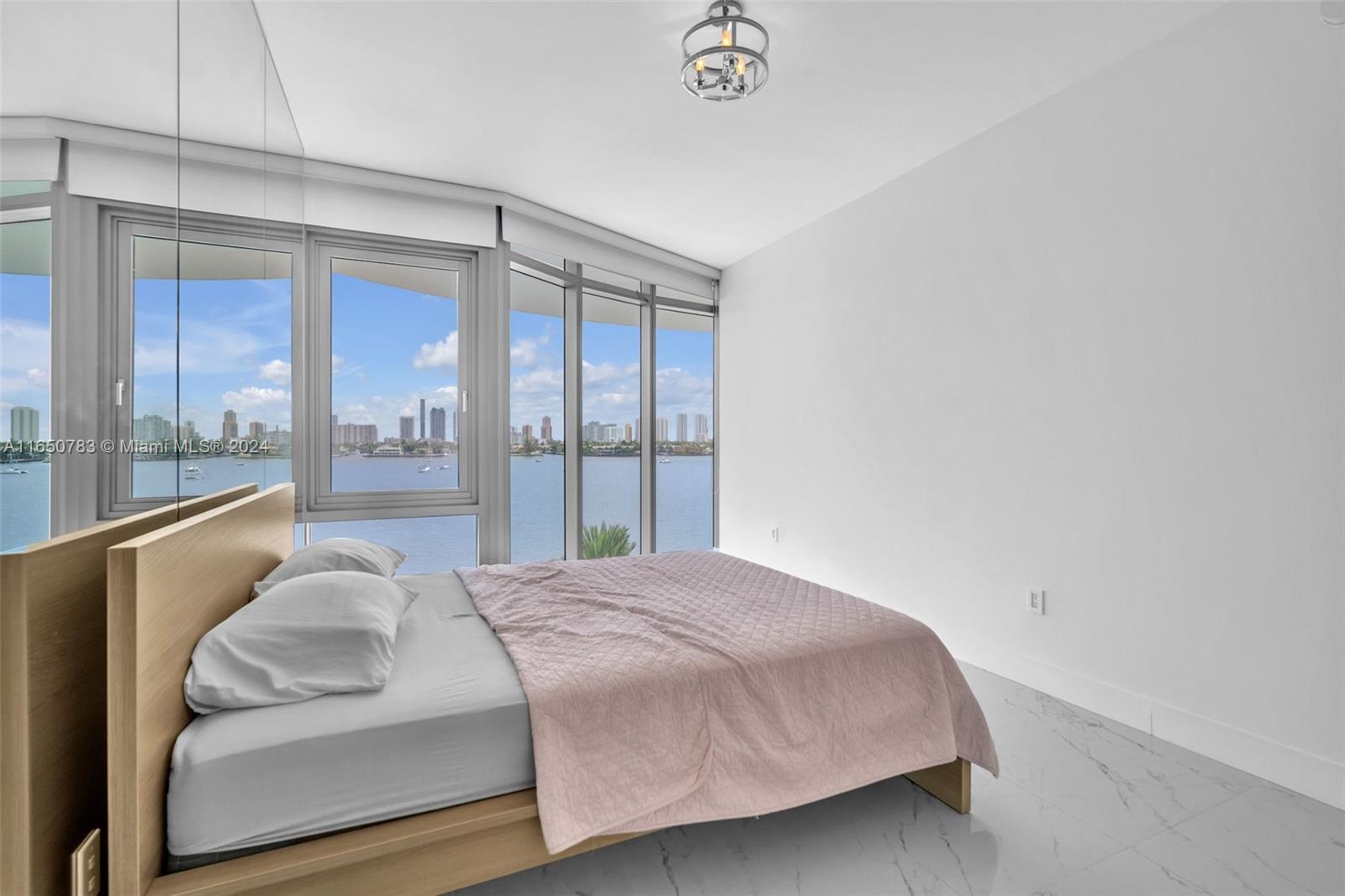 17111 Biscayne Blvd # 411