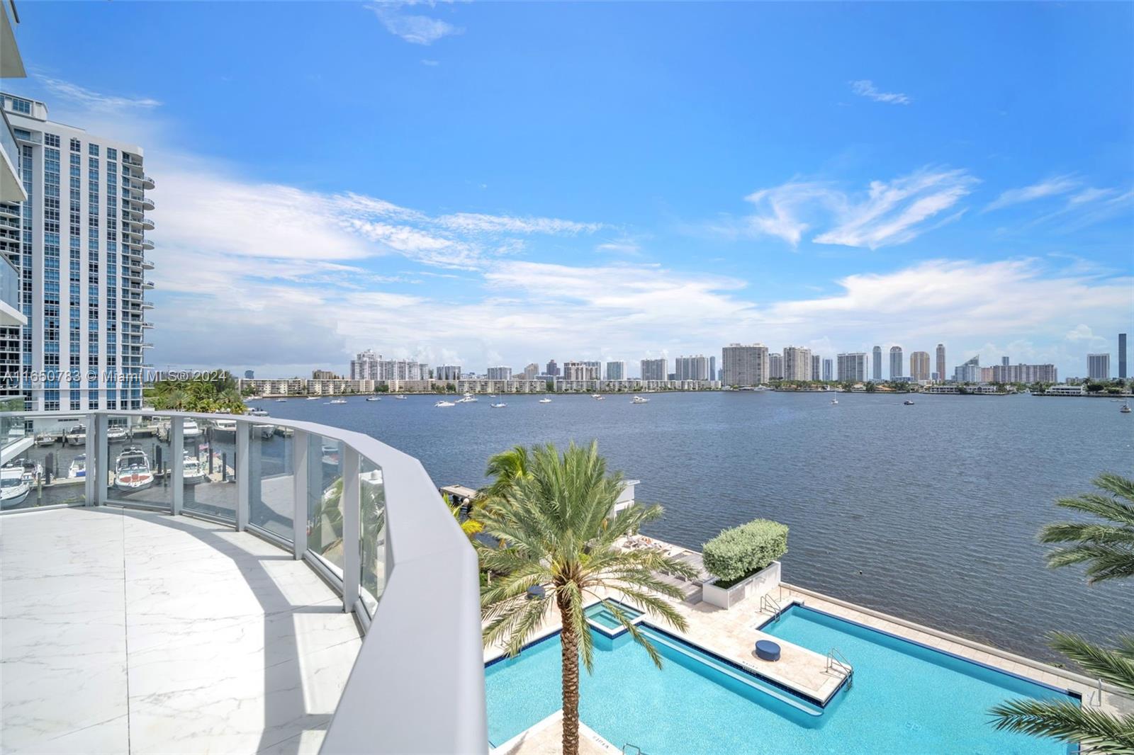 17111 Biscayne Blvd # 411